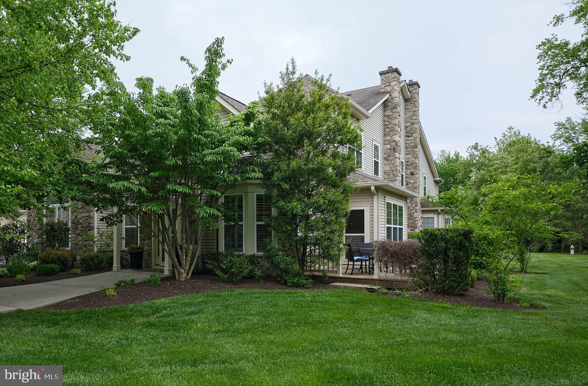 VILLAS OF NEWTOWN - Residential