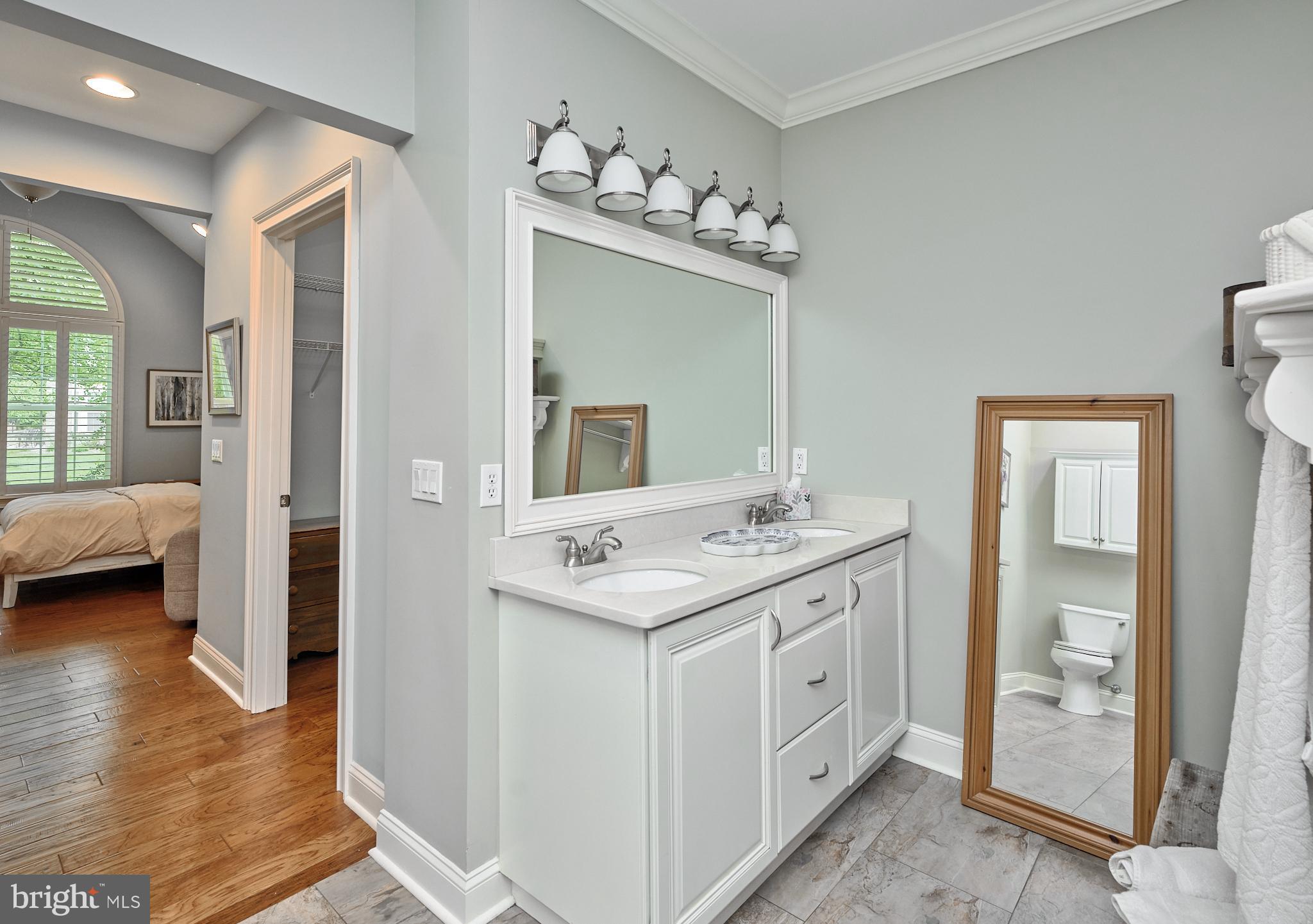 VILLAS OF NEWTOWN - Residential