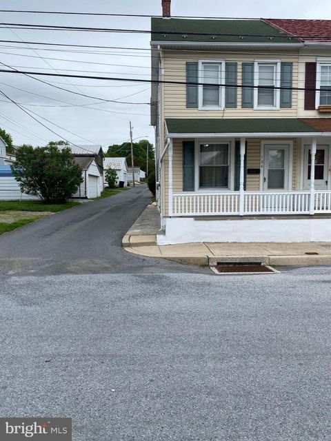 104 N MAPLE STREET KUTZTOWN PA 19530