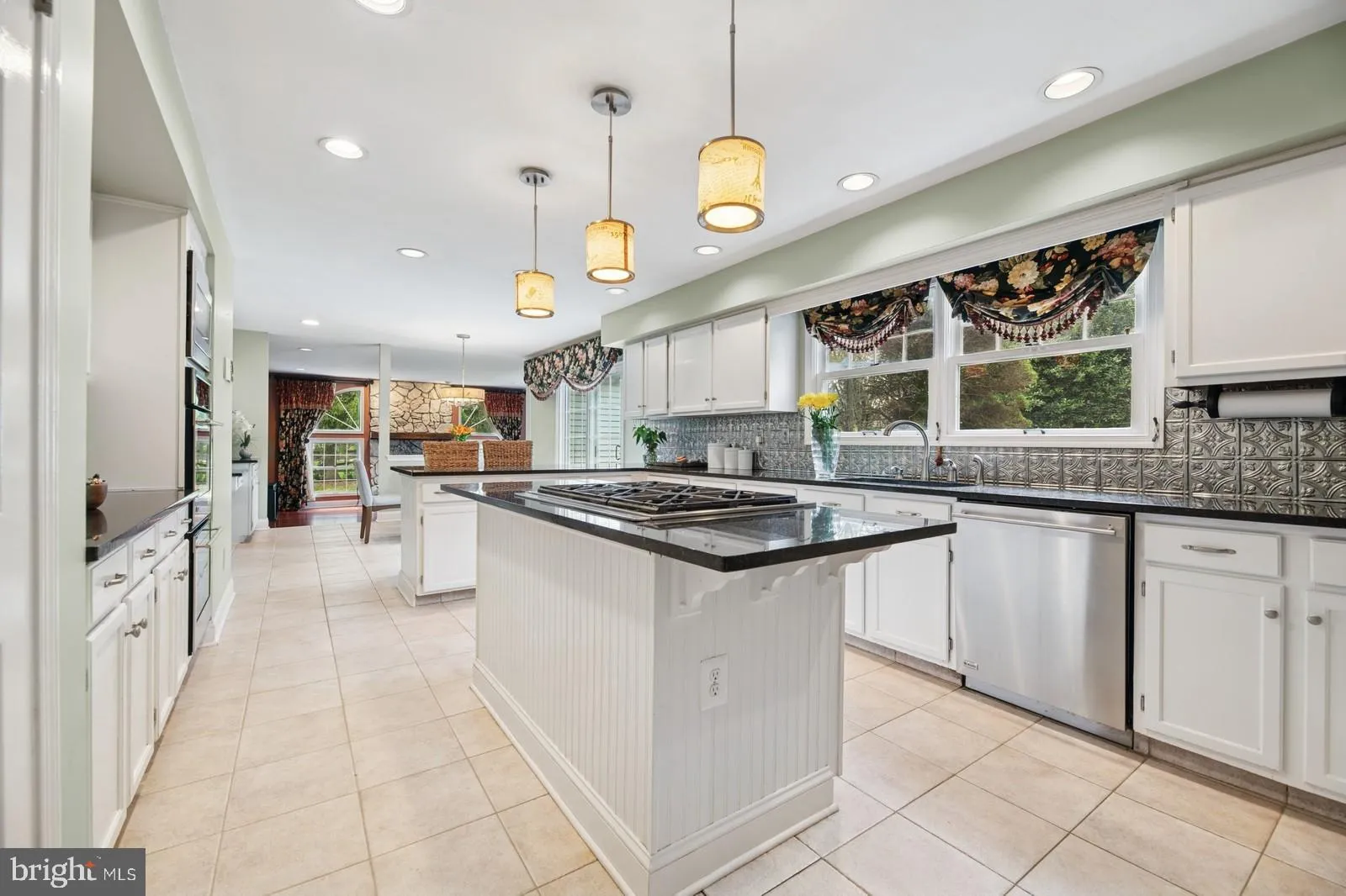 Princeton Junction, New Jersey 08550, United States, 4 Bedrooms Bedrooms, ,3 BathroomsBathrooms,Residential,Active,146412