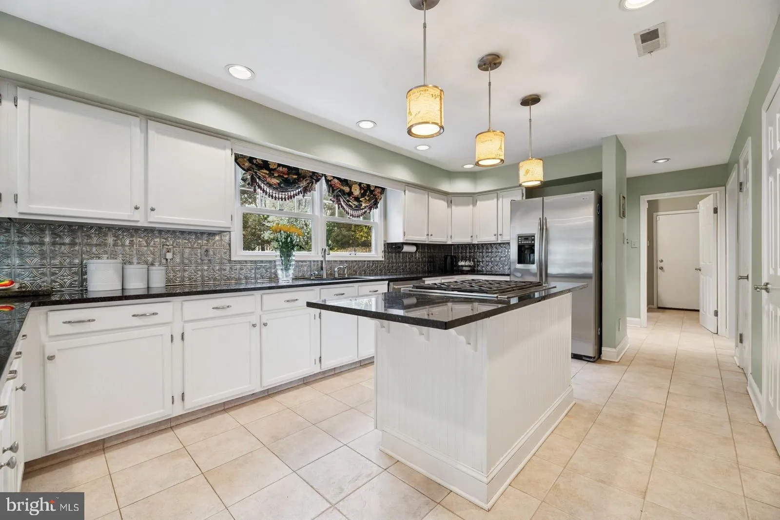 Princeton Junction, New Jersey 08550, United States, 4 Bedrooms Bedrooms, ,3 BathroomsBathrooms,Residential,Active,146412