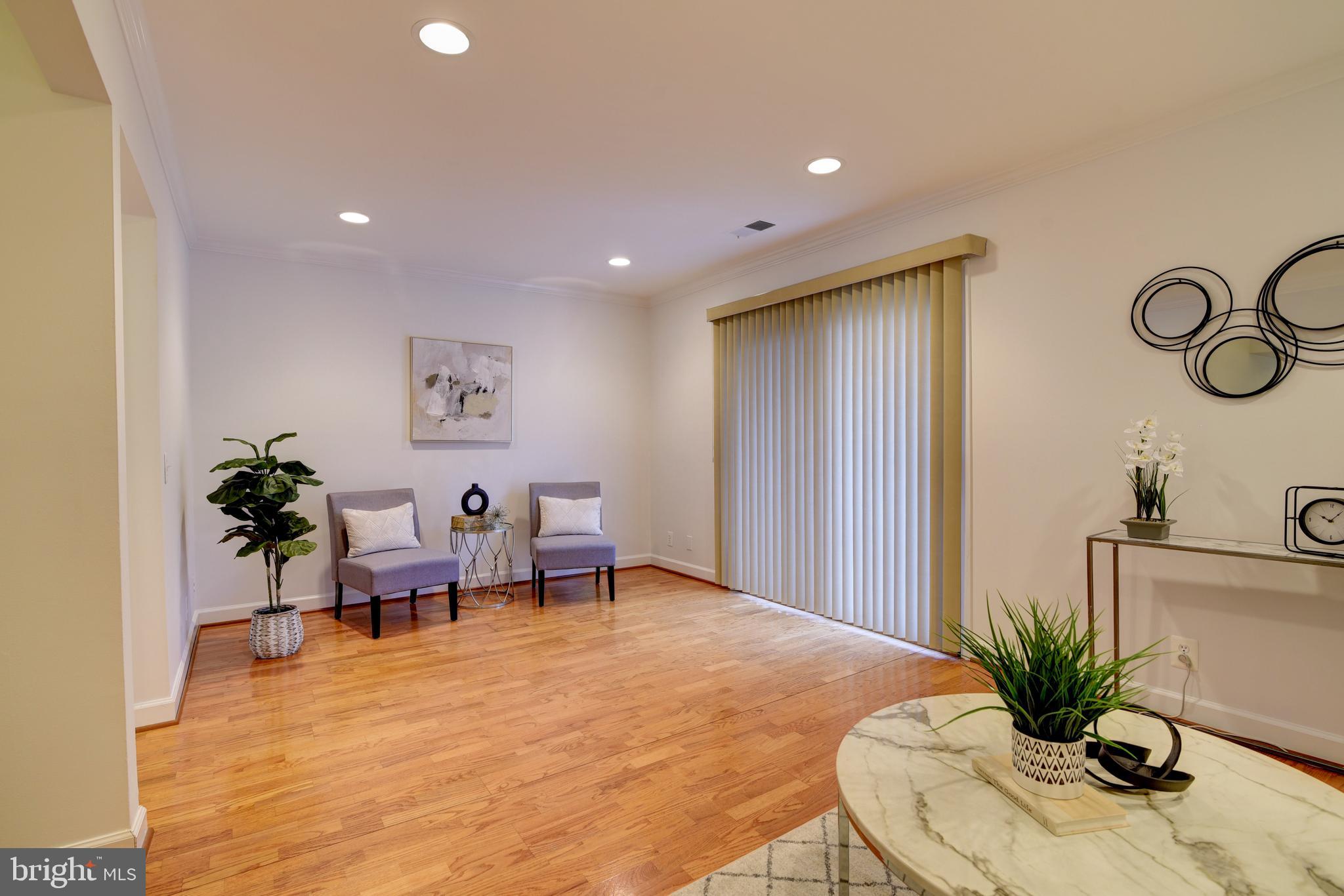 MOSBYS LANDING - Residential