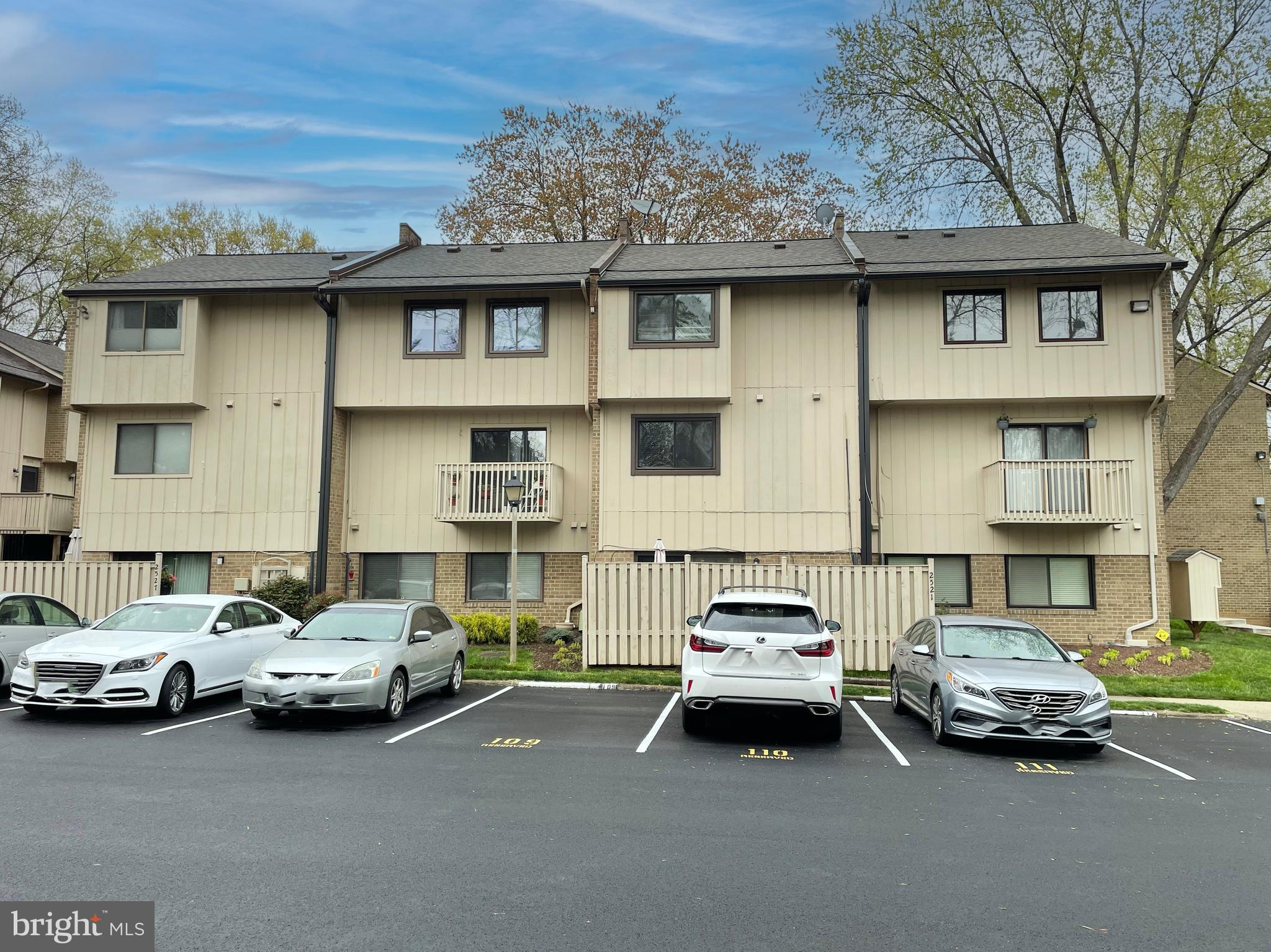 MOSBYS LANDING - Residential