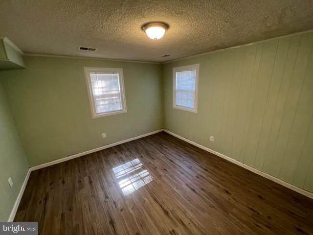 CARROLL PARK MANOR - Residential Lease