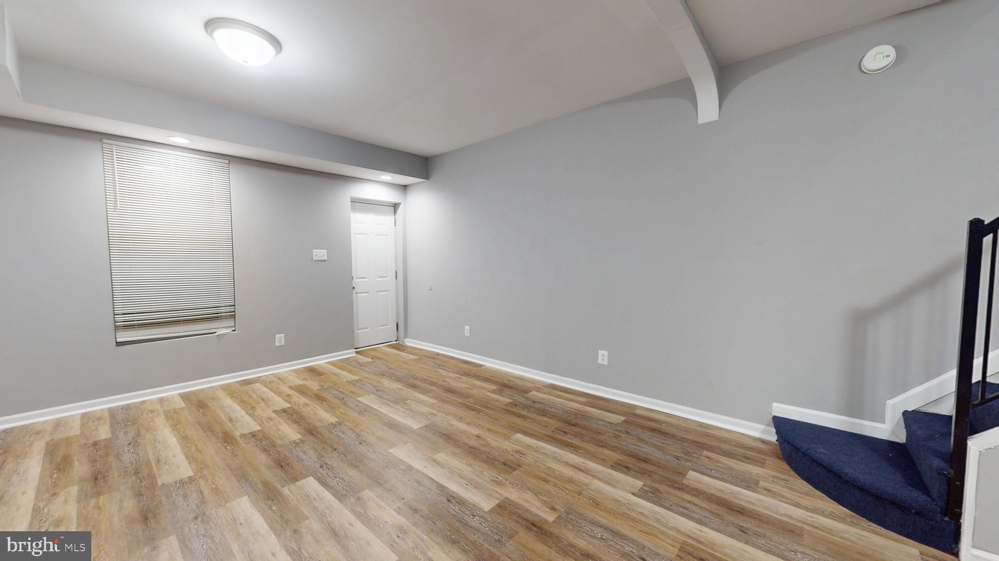 LAKE EVESHAM - Residential