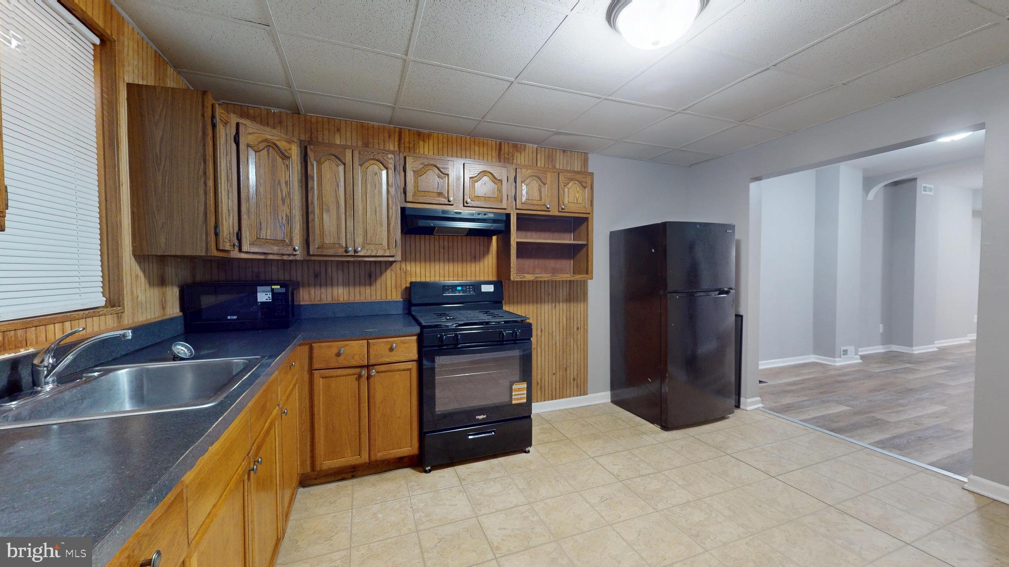 LAKE EVESHAM - Residential