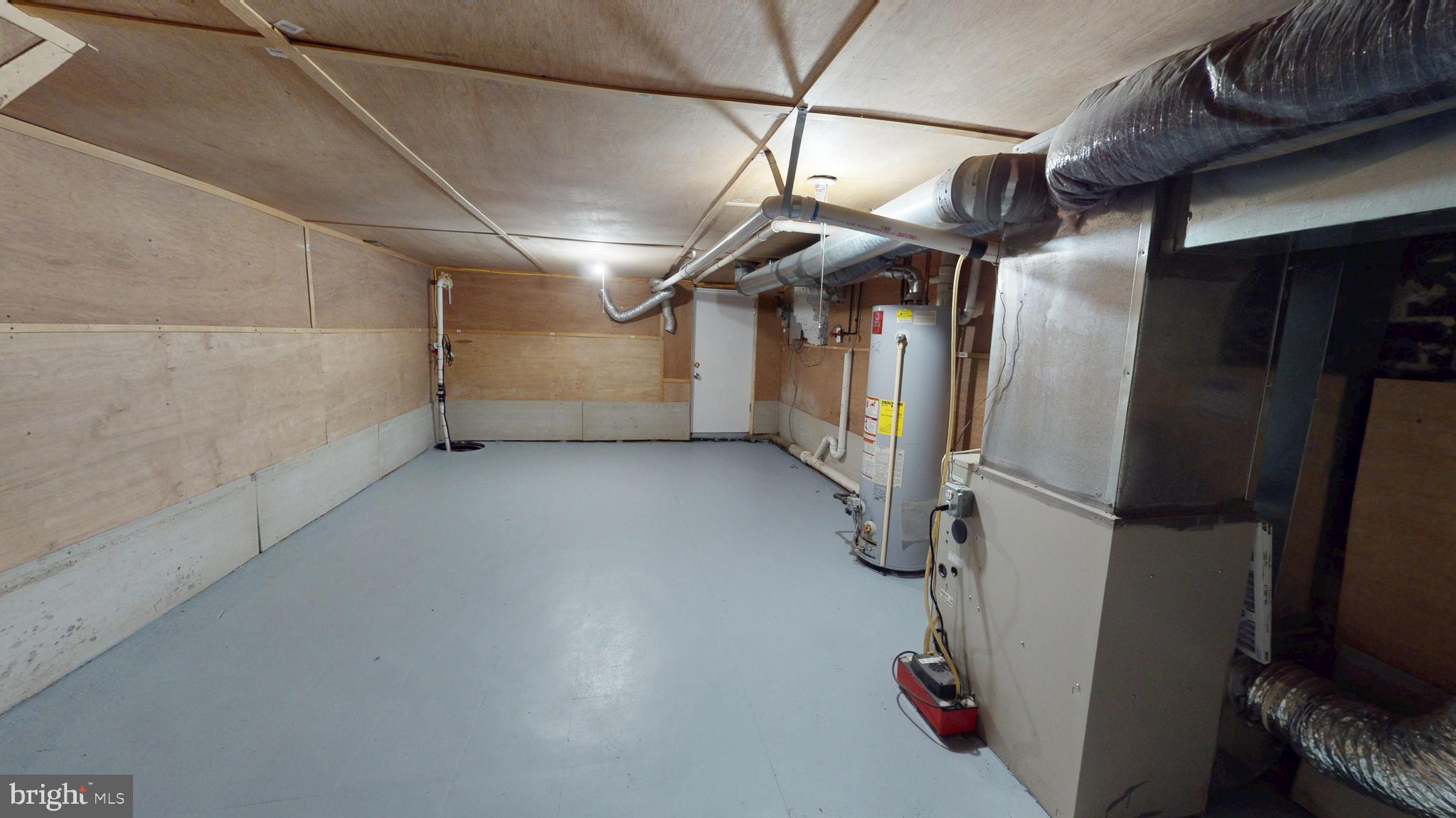 LAKE EVESHAM - Residential