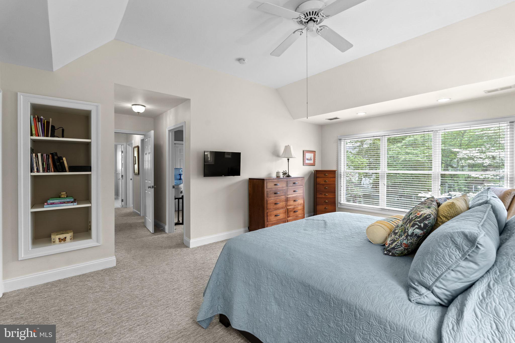 CHEVY CHASE - Residential