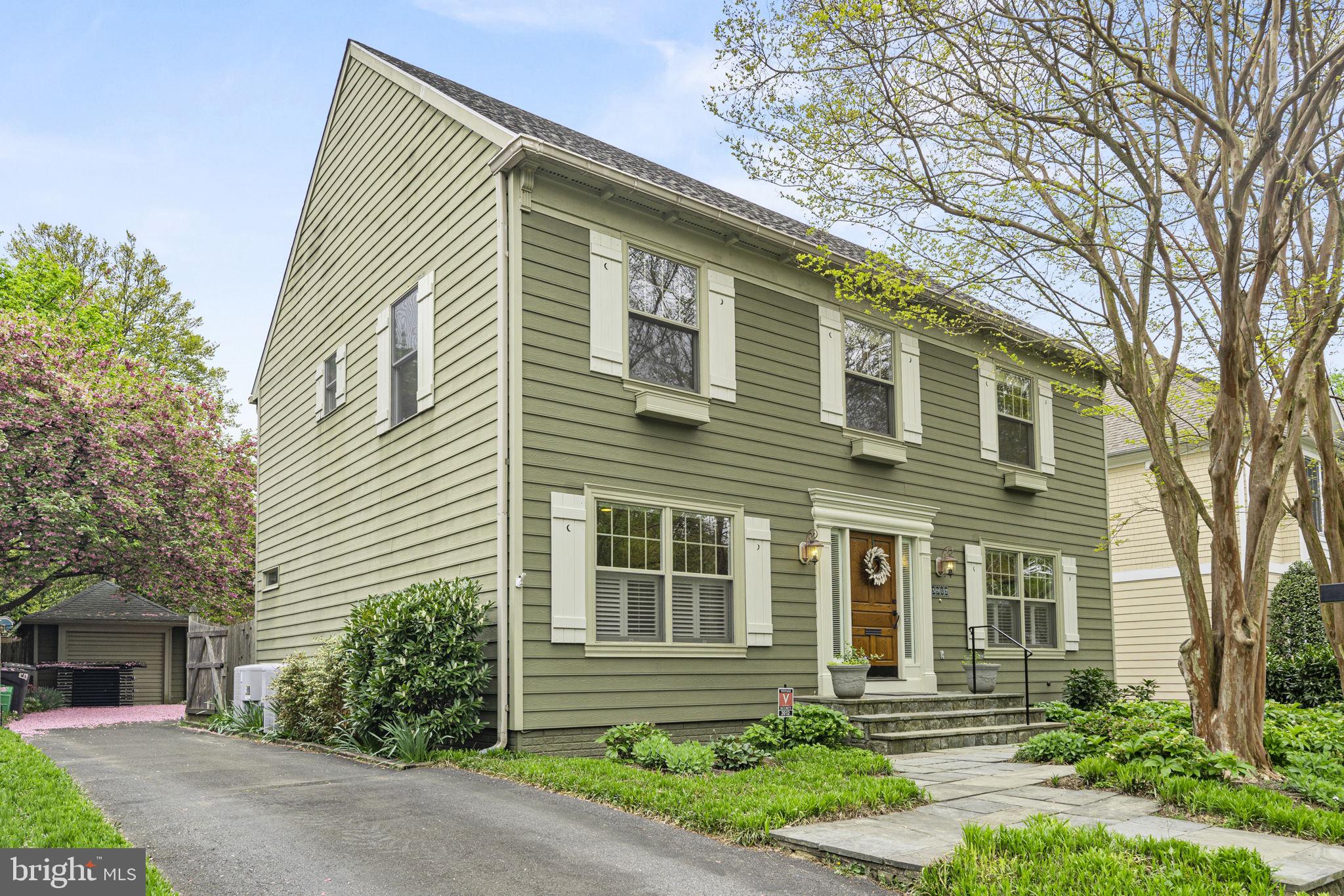 CHEVY CHASE - Residential