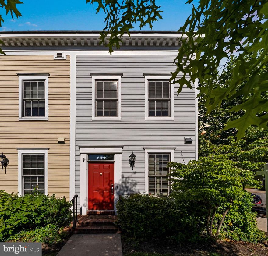 Welcome home to this end unit  Old Town row home with two parking spaces.  Freshly painted throughout.  Beautiful wood floors, open kitchen and stainless steel appliances.  Cozy and private back brick  patio with a gas gill that conveys.  Two second floor bedrooms with new carpet, laundry and an updated hall bath.  Third level with with a primary suite with updated bath, Flat screen tv that conveys and a private rooftop sitting area.  Conveniently located to National Airport, Braddock Metro and  Washington DC.  A short stroll to all that Old Town has to offer.