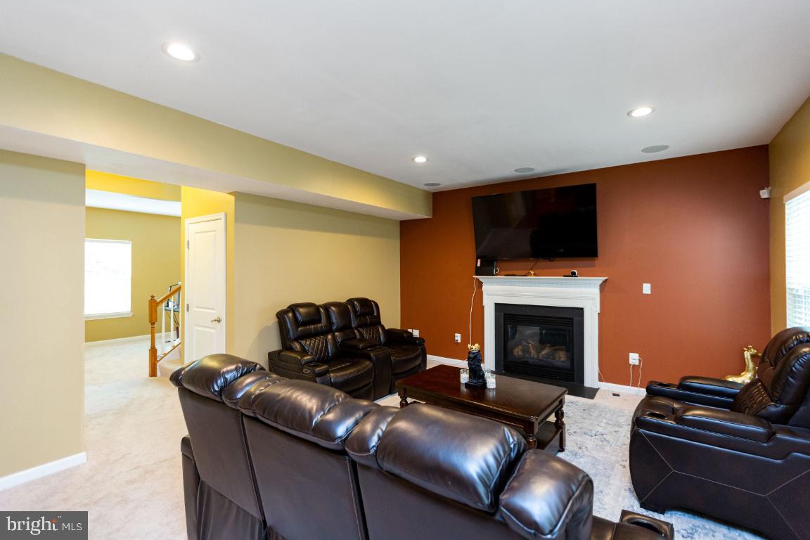 WESTFIELDS - Residential