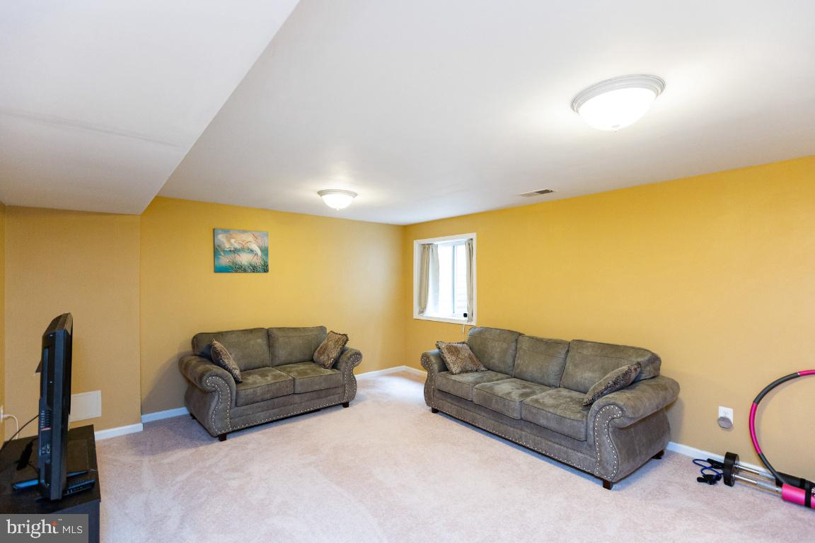 WESTFIELDS - Residential