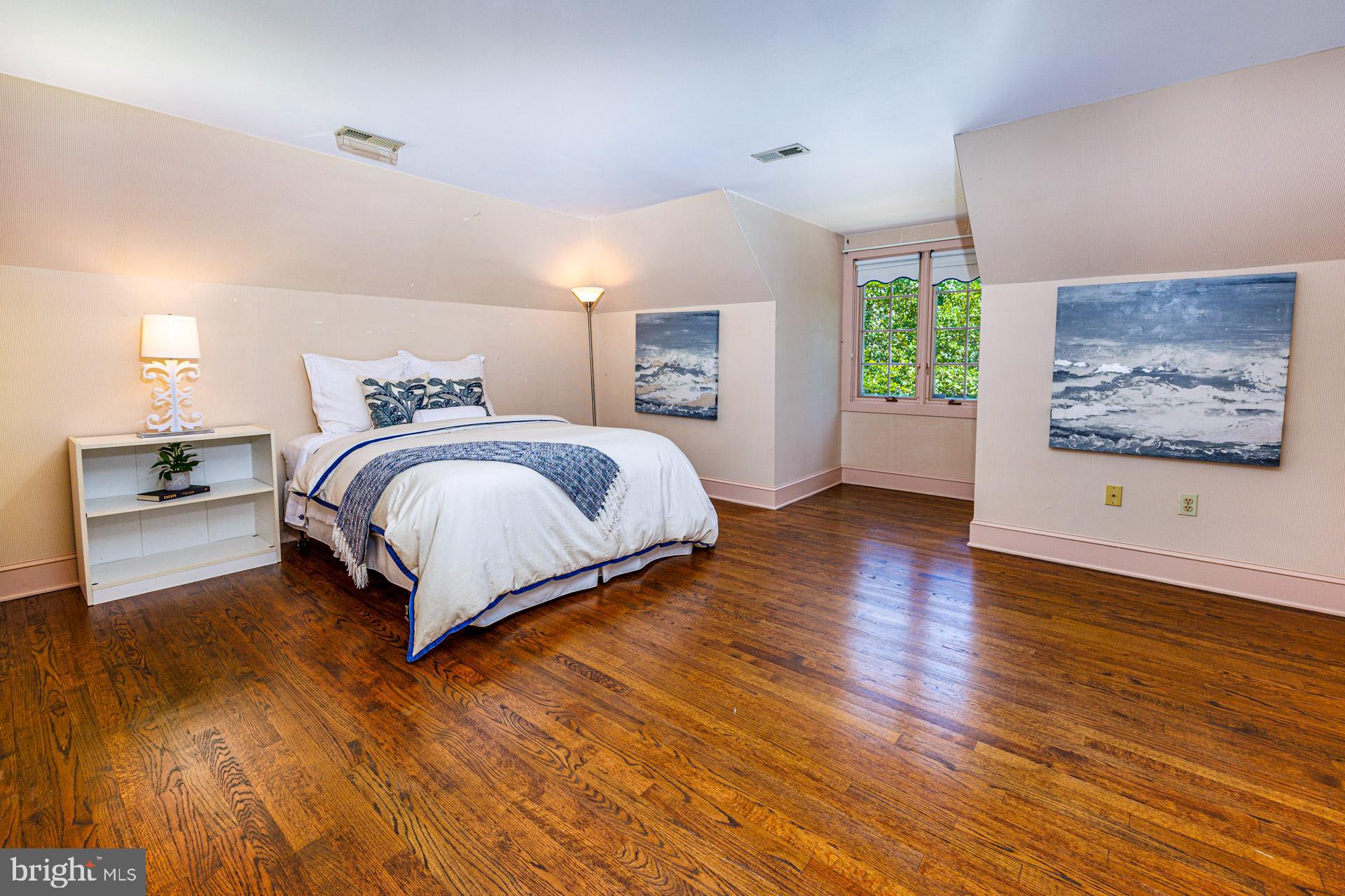 CANTERBURY SOUTH - Residential