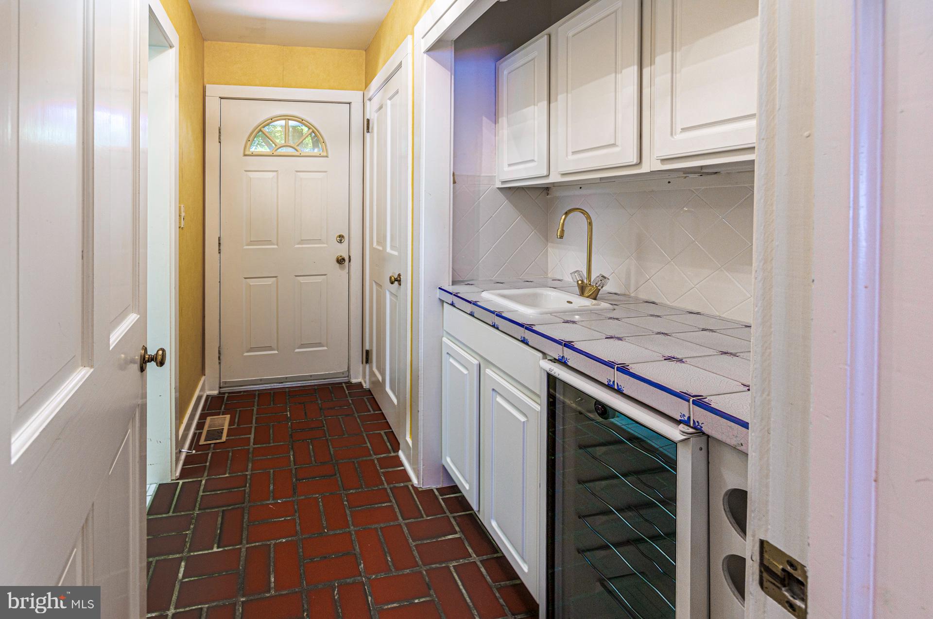 CANTERBURY SOUTH - Residential