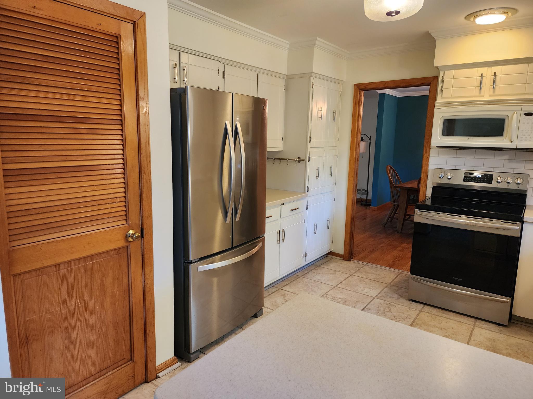 BEL AIR - Residential