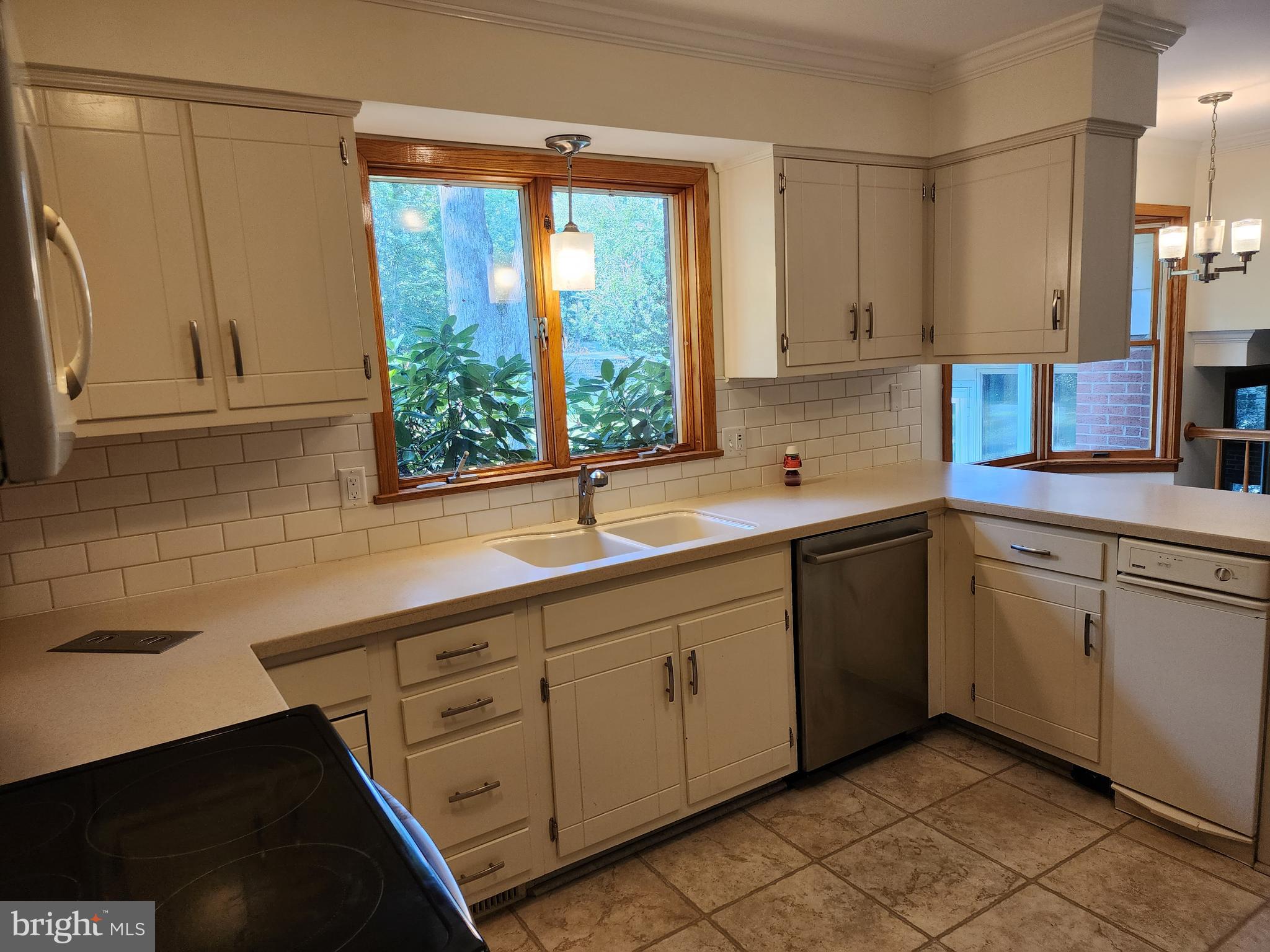 BEL AIR - Residential