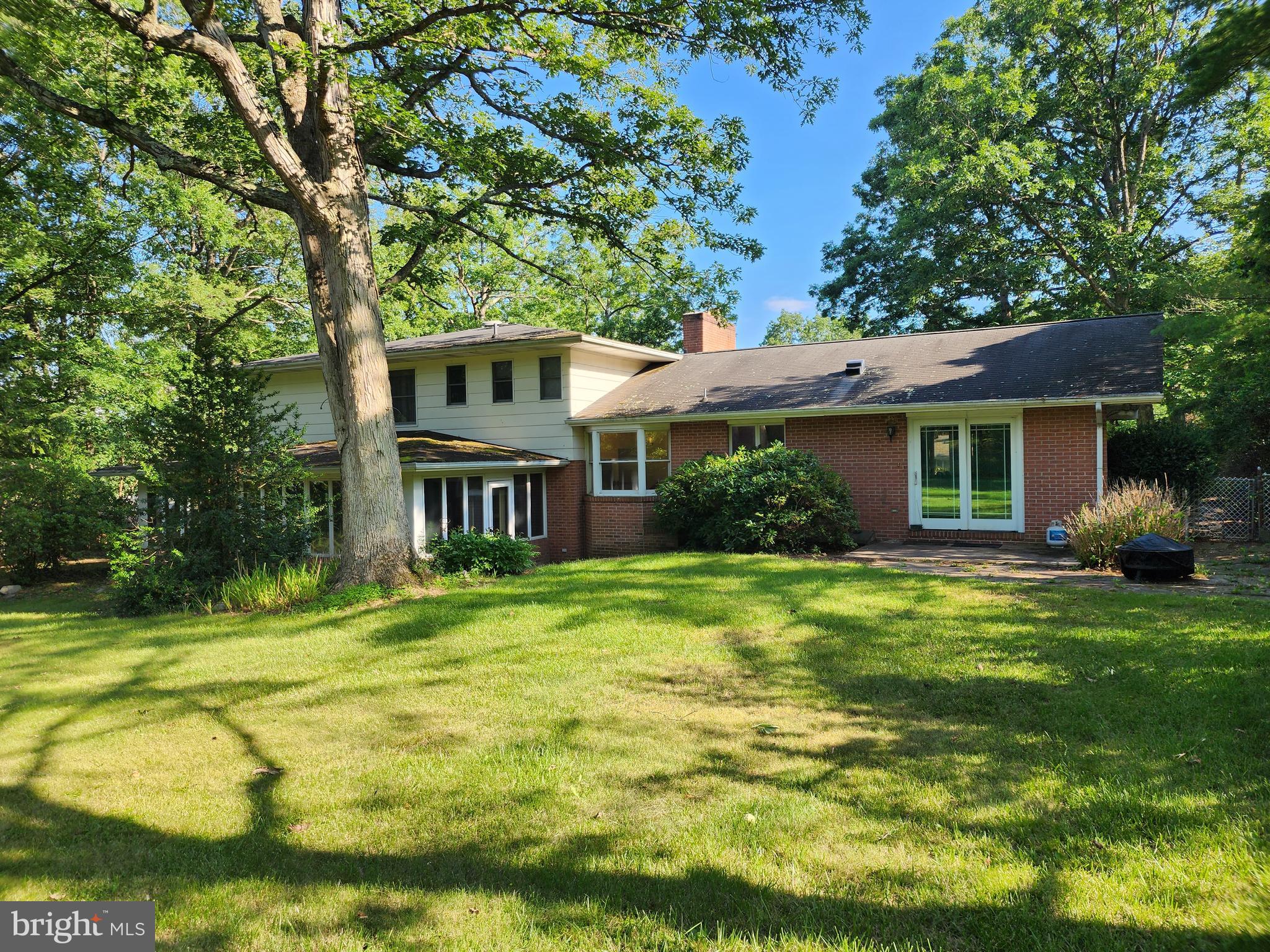 BEL AIR - Residential