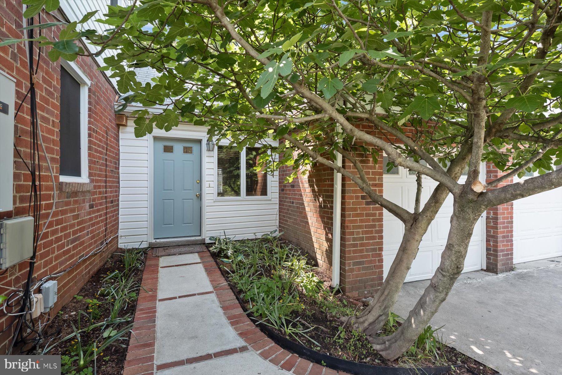 5711 EUCLID STREET
