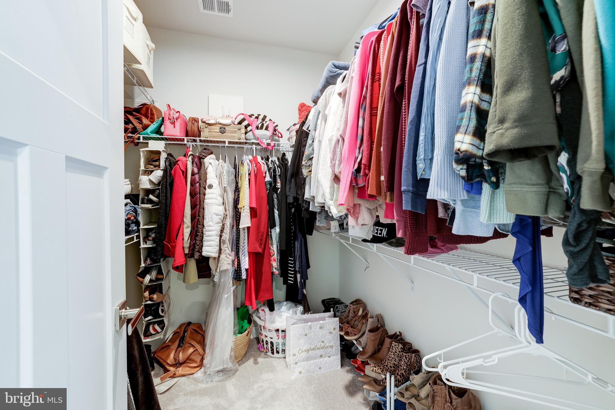 LAKE FREDERICK - Residential Lease