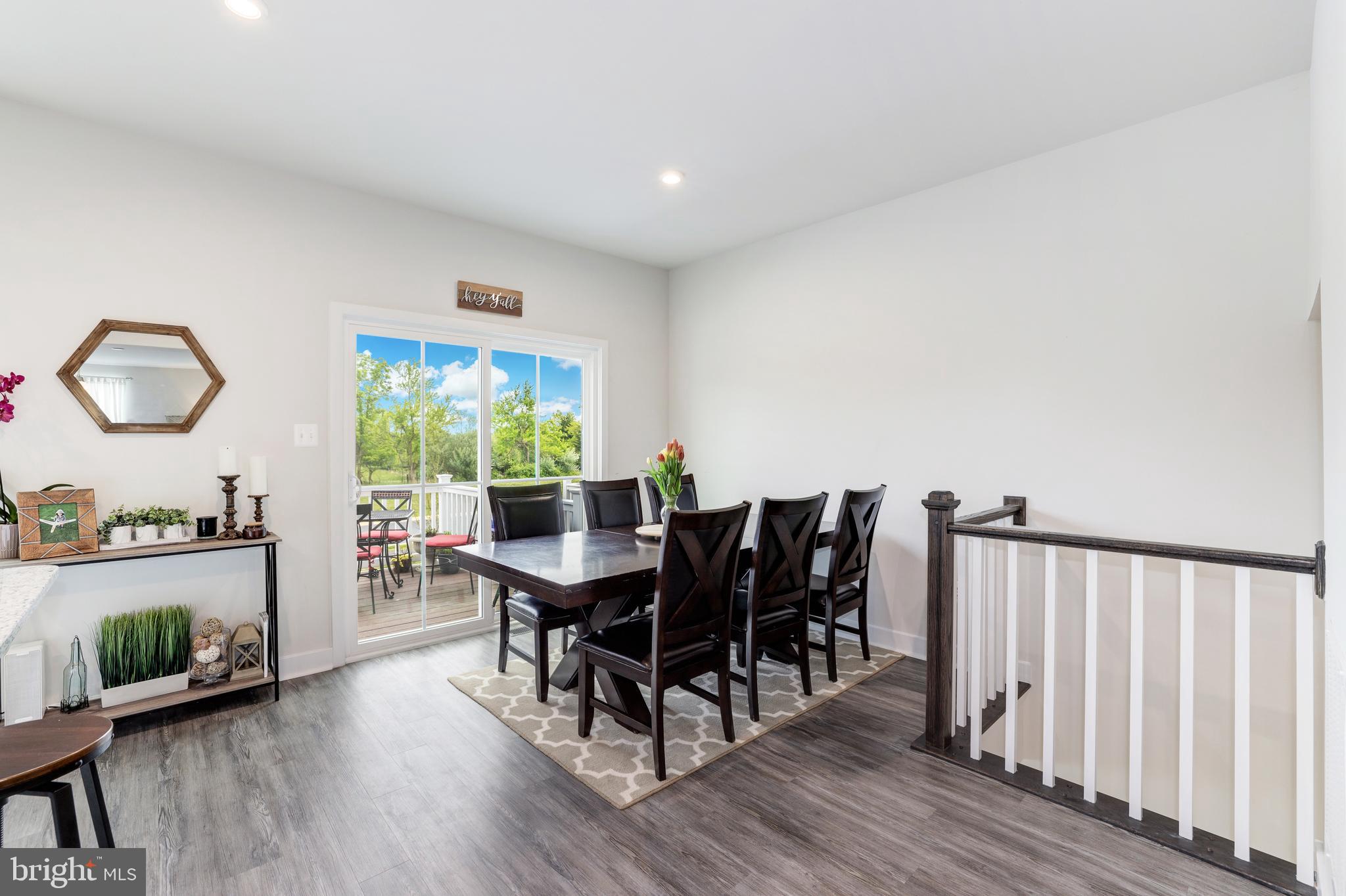 LAKE FREDERICK - Residential Lease