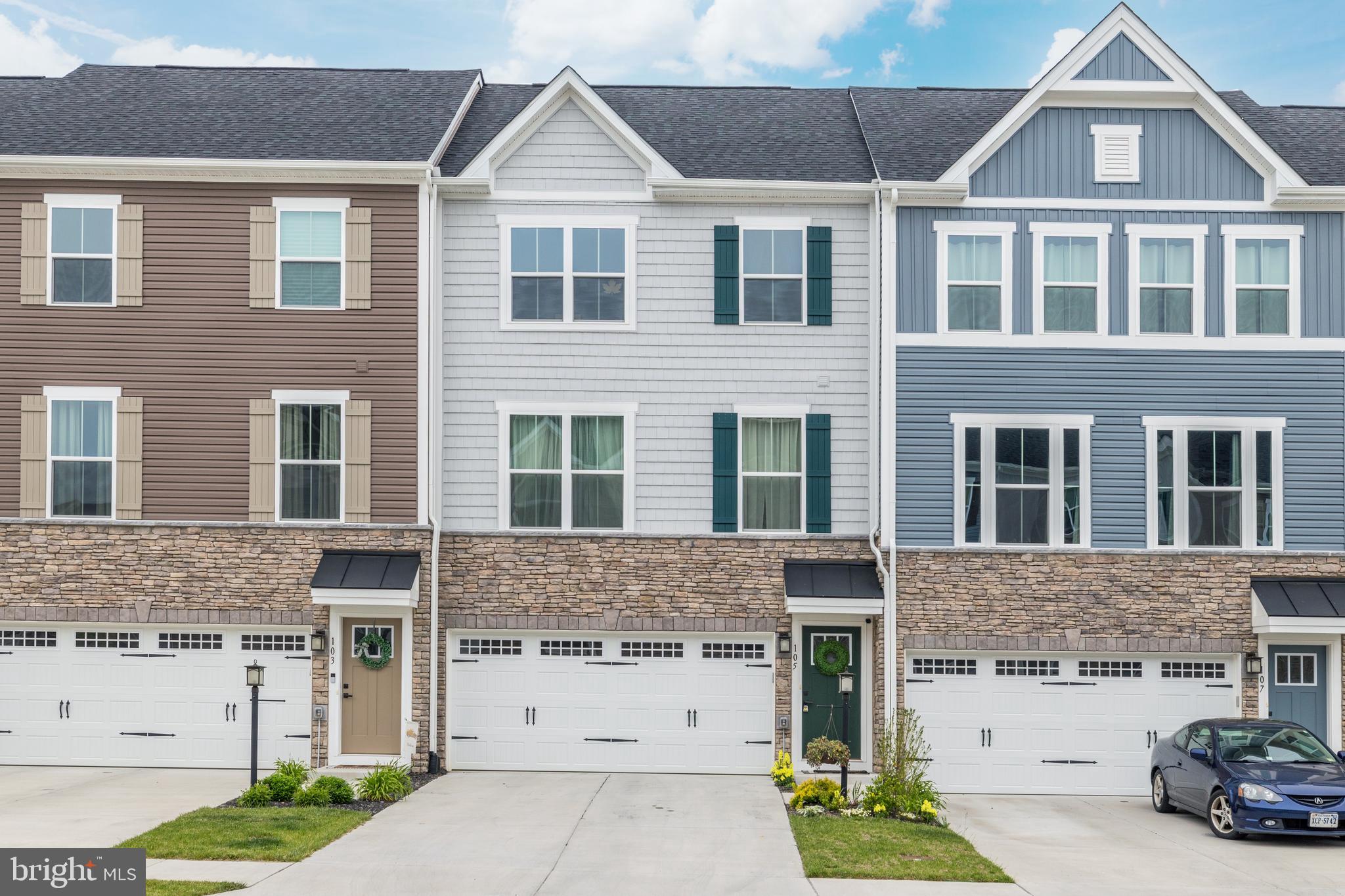 LAKE FREDERICK - Residential Lease