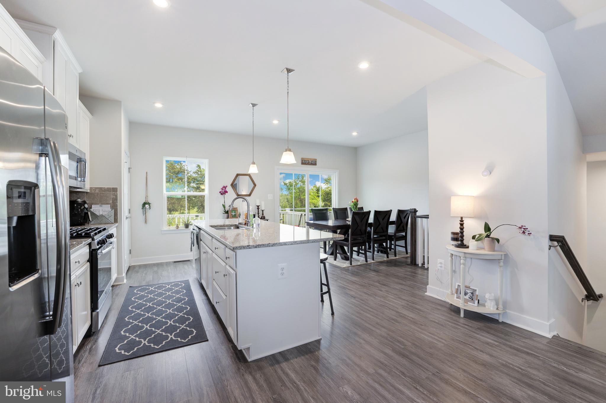 LAKE FREDERICK - Residential Lease