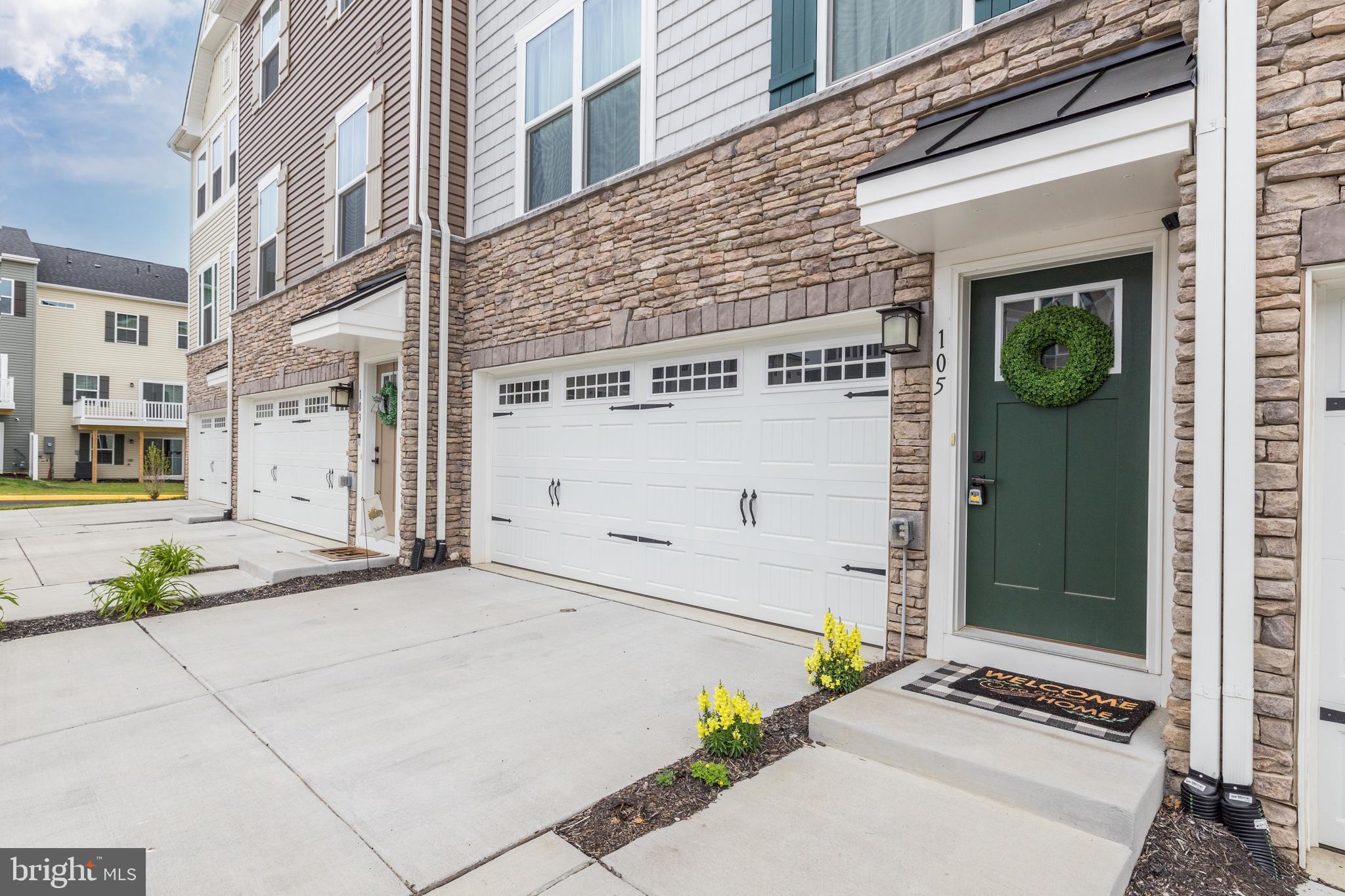 LAKE FREDERICK - Residential Lease