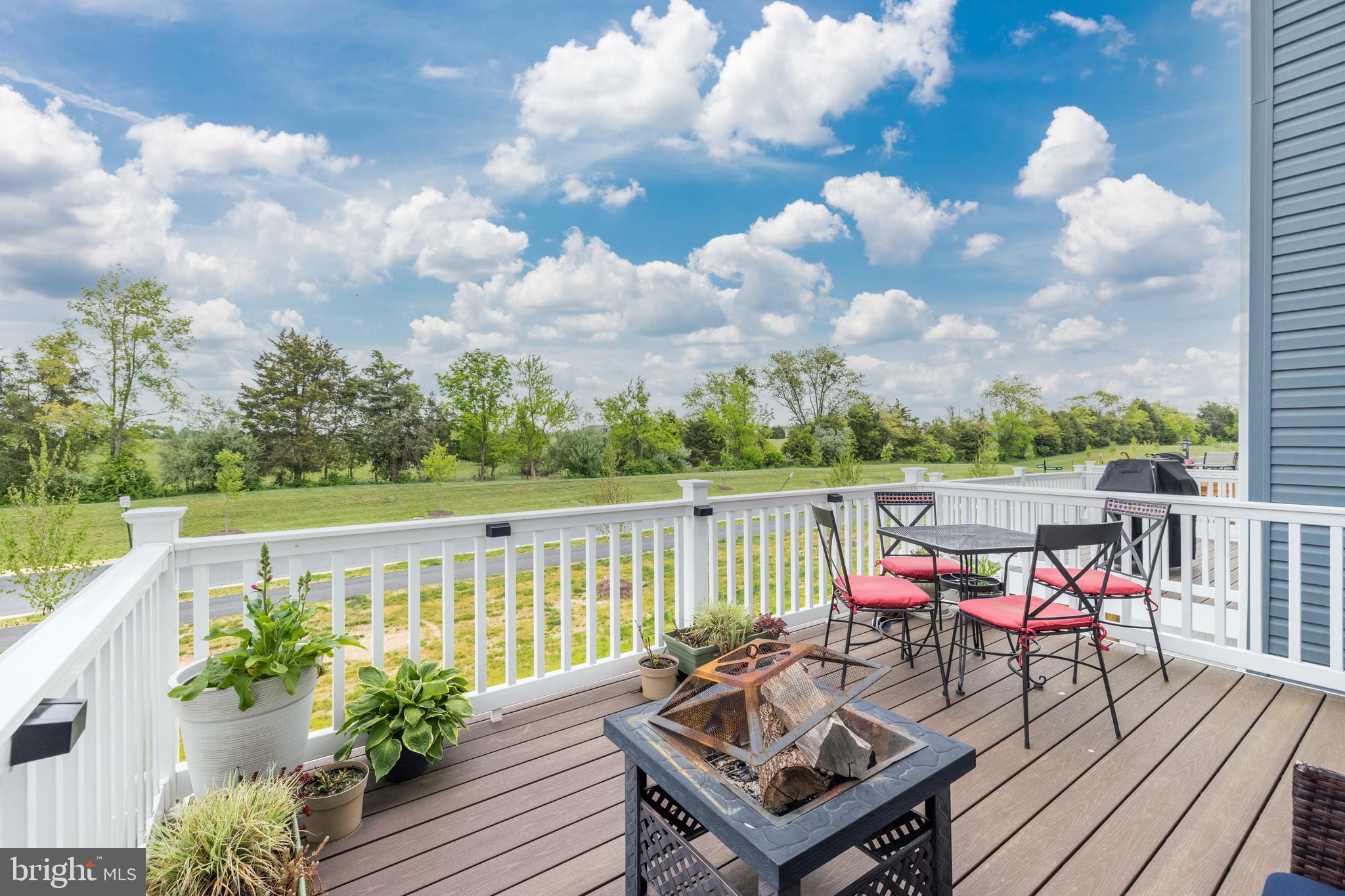 LAKE FREDERICK - Residential Lease