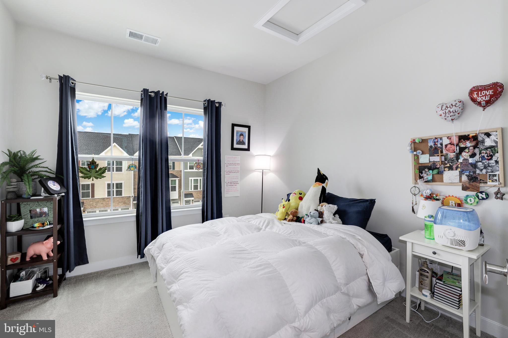 LAKE FREDERICK - Residential Lease