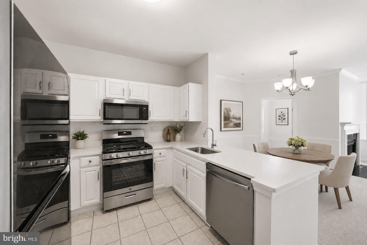 14040 NEW ACADIA LANE 405