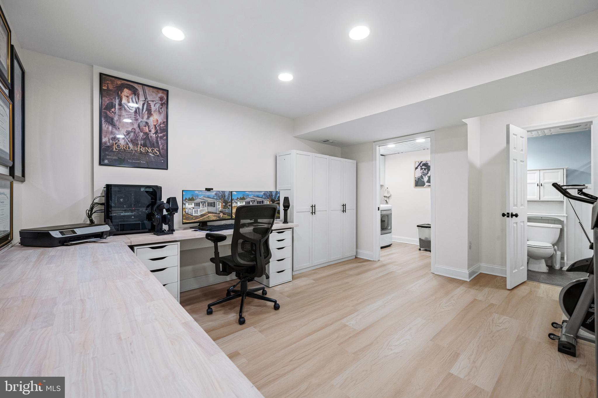 ELKRIDGE HEIGHTS - Residential