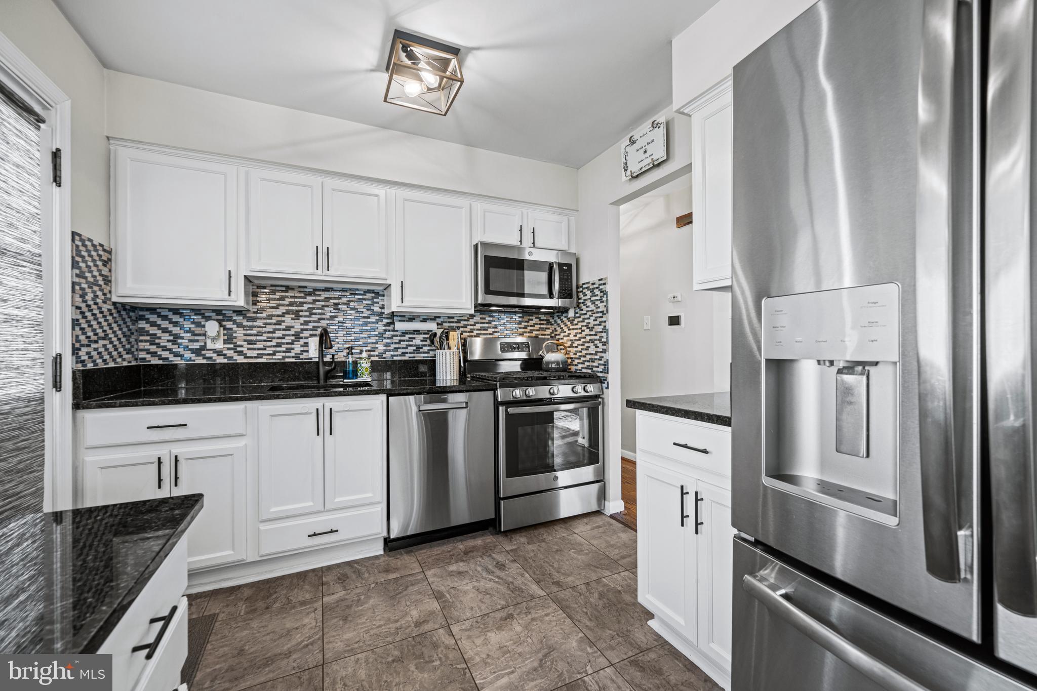 ELKRIDGE HEIGHTS - Residential