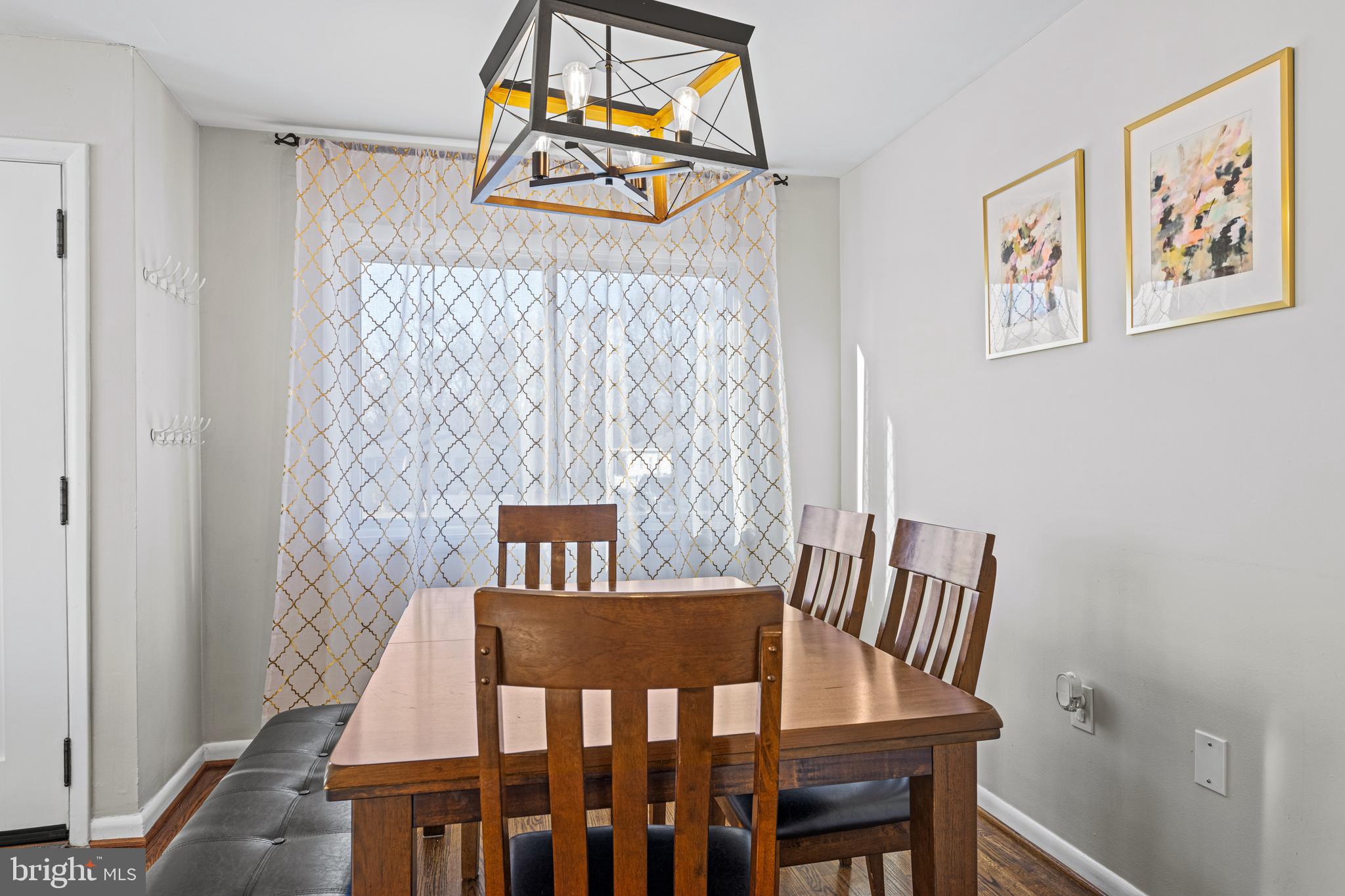 ELKRIDGE HEIGHTS - Residential