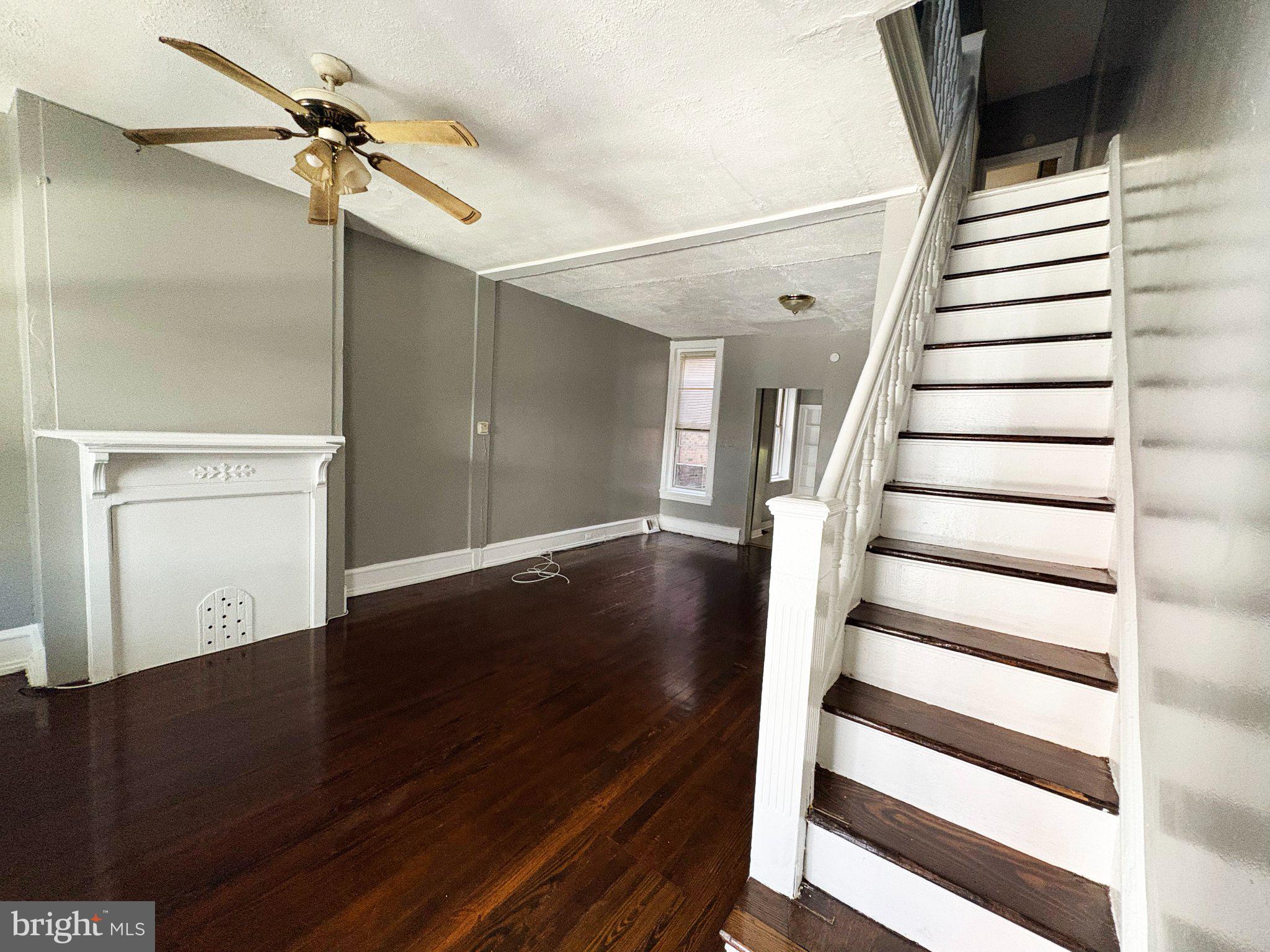 233 N CREIGHTON STREET