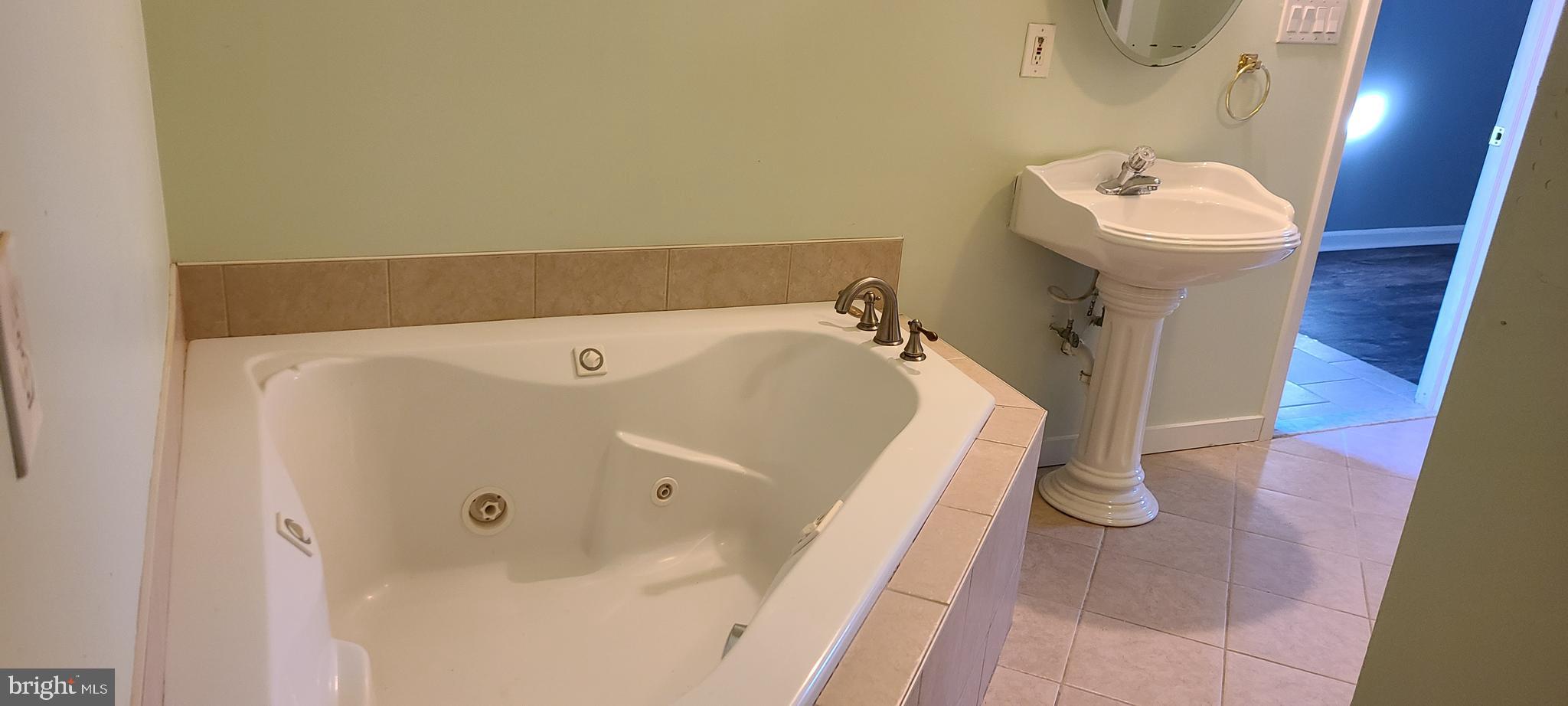 BRIARCLIFF MANOR - Residential Lease