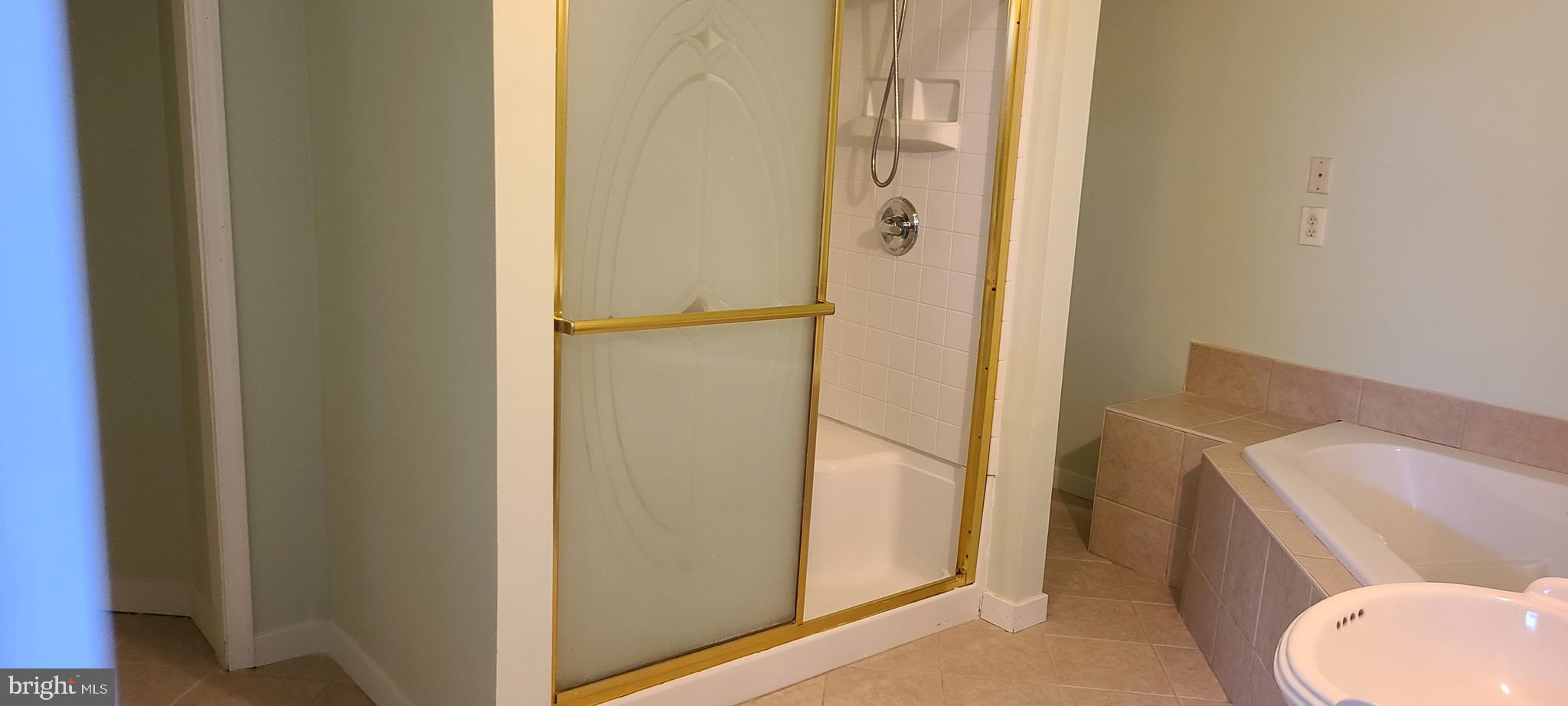 BRIARCLIFF MANOR - Residential Lease