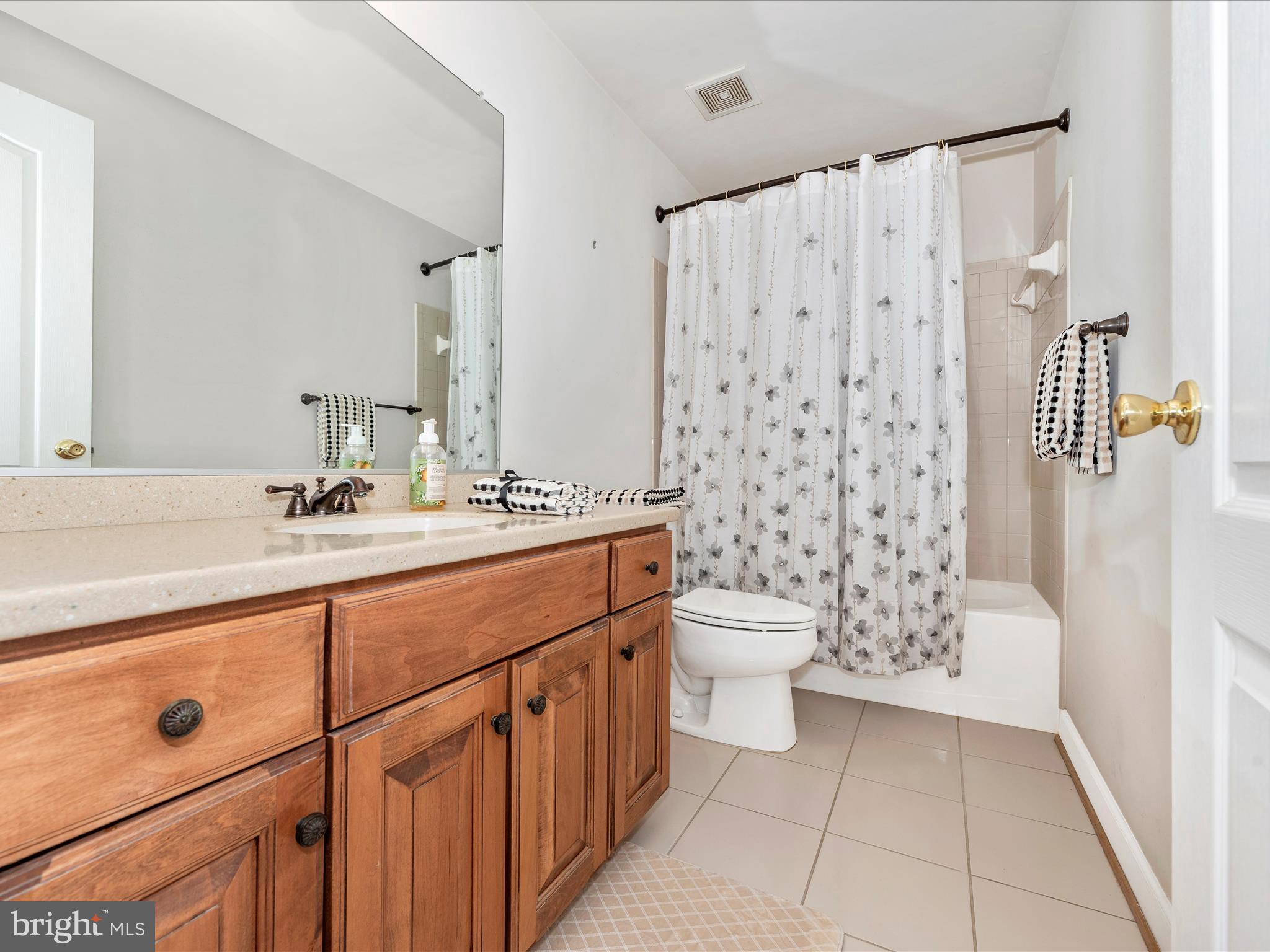 SUN MEADOW - Residential