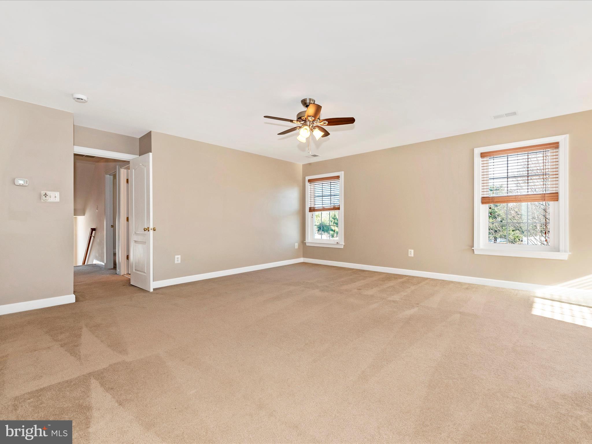 SUN MEADOW - Residential