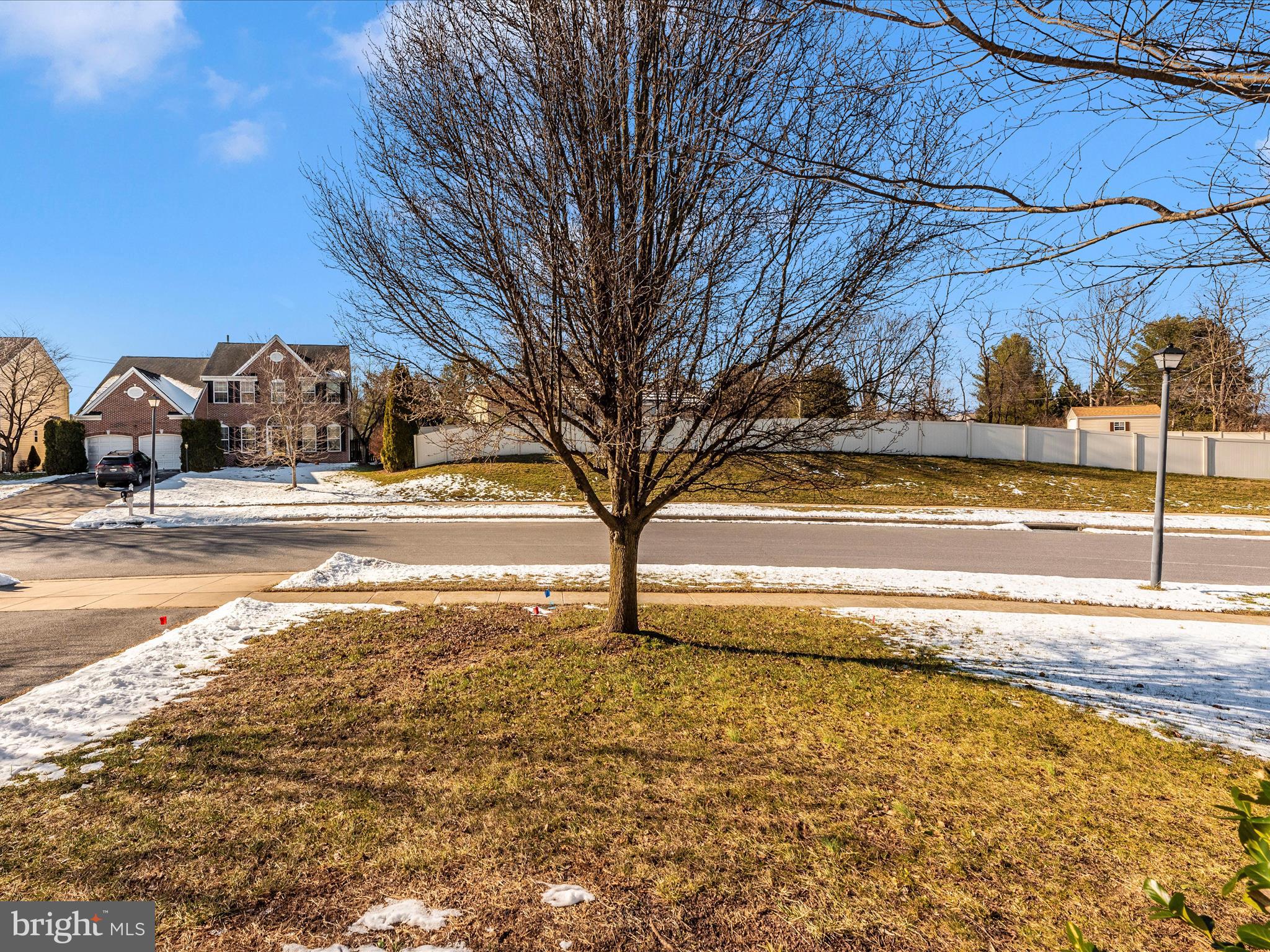 SUN MEADOW - Residential