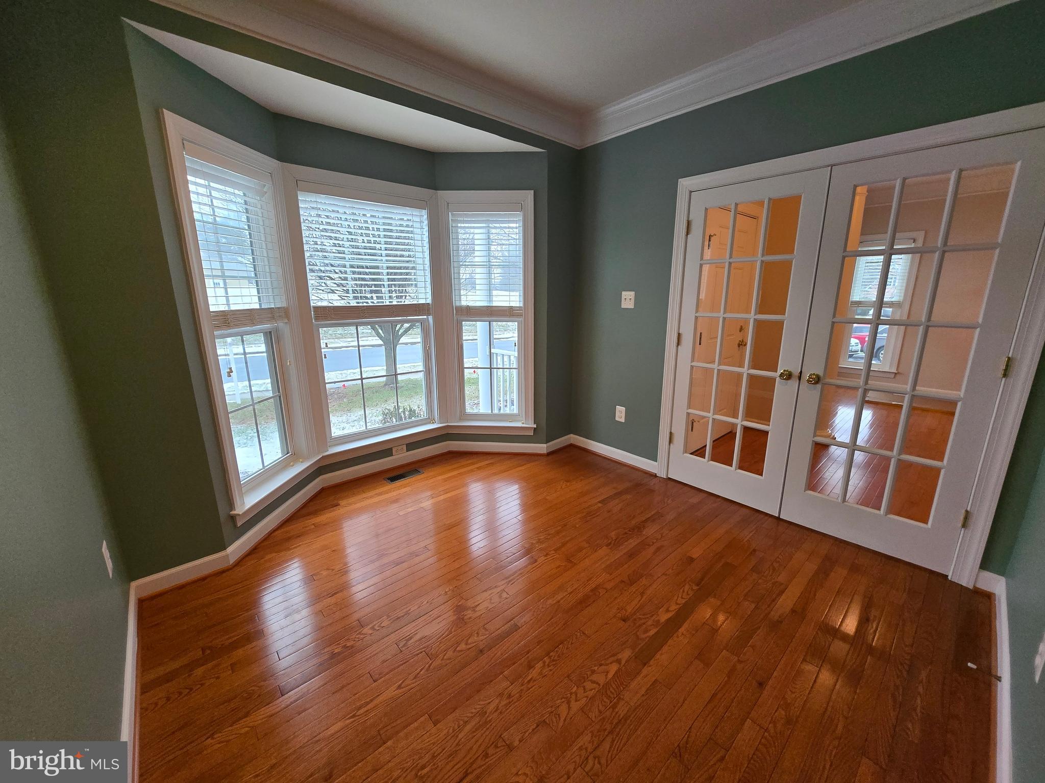 SUN MEADOW - Residential