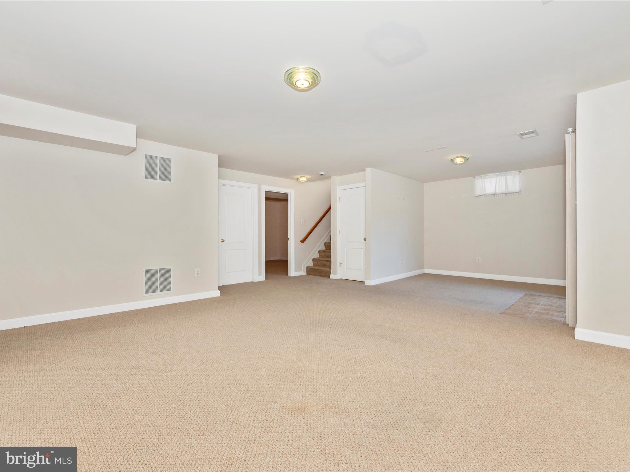 SUN MEADOW - Residential