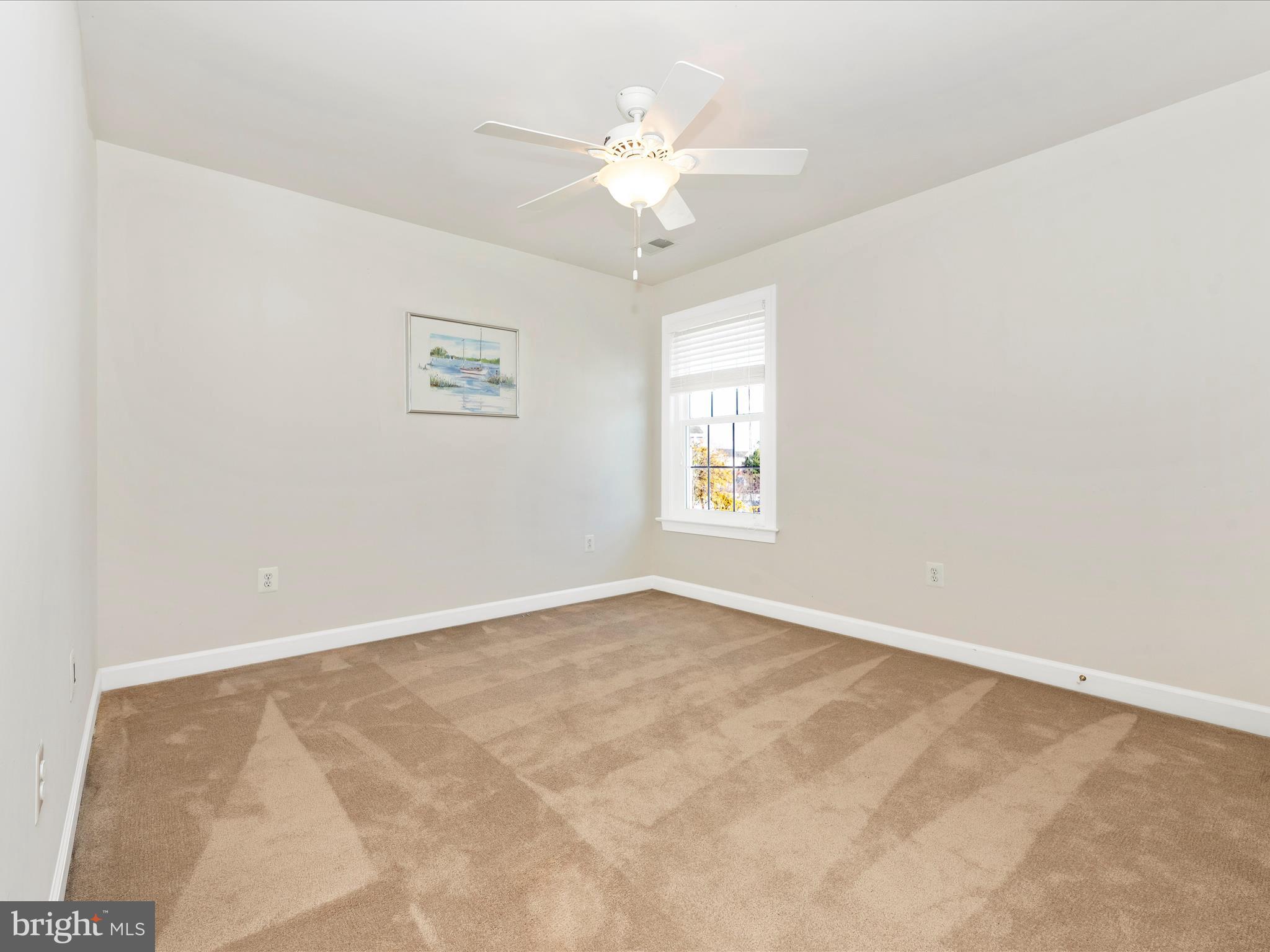 SUN MEADOW - Residential