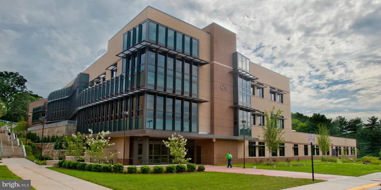 TERRACE TOWNE HOMES OF WOODLAWN - Residential