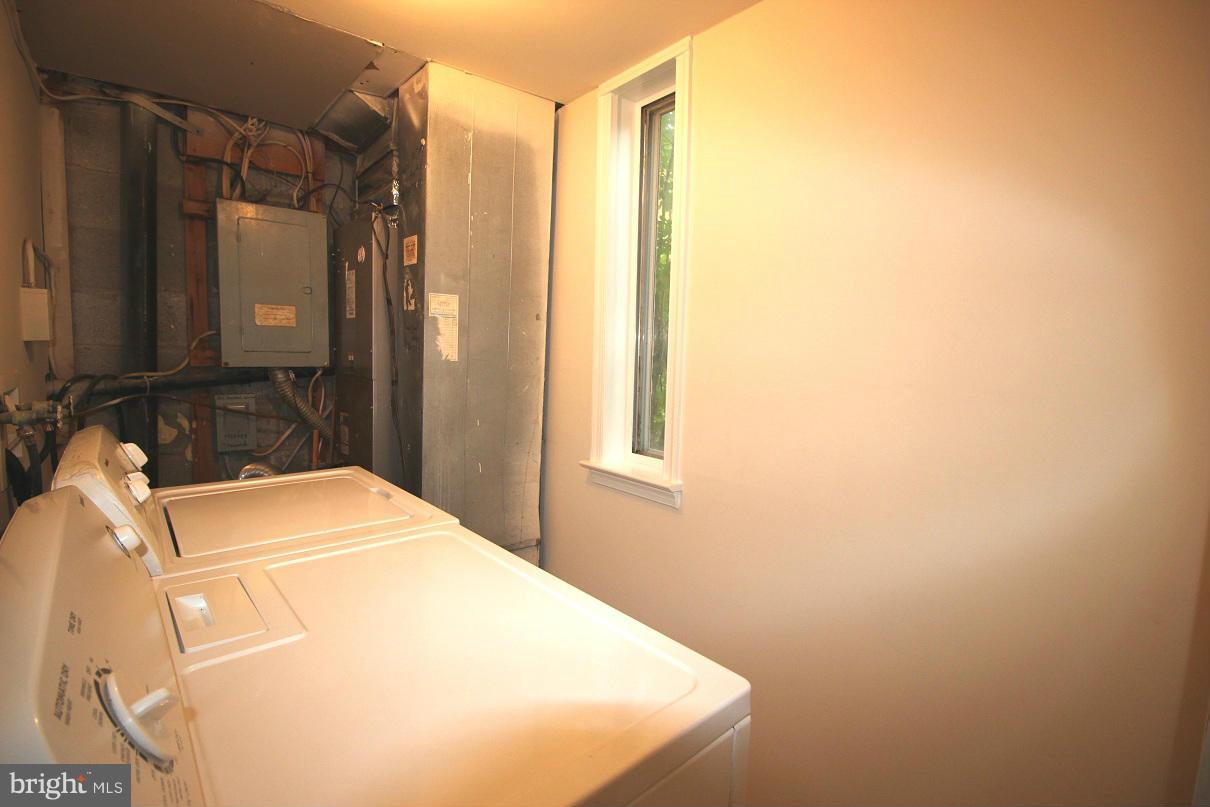 TERRACE TOWNE HOMES OF WOODLAWN - Residential