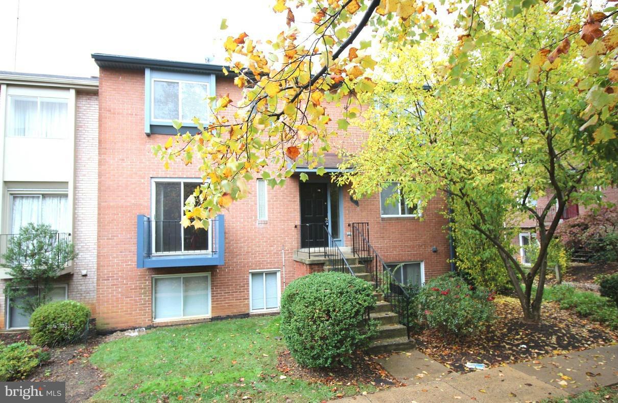 TERRACE TOWNE HOMES OF WOODLAWN - Residential