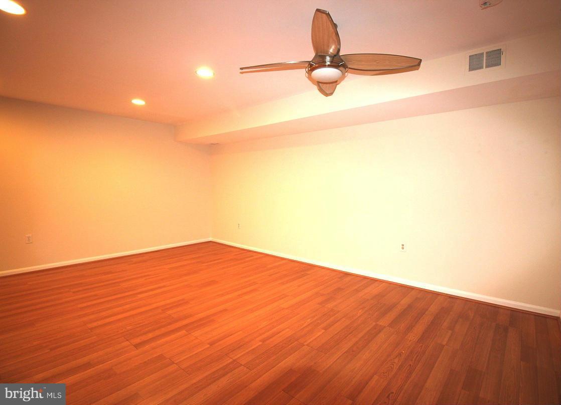 TERRACE TOWNE HOMES OF WOODLAWN - Residential