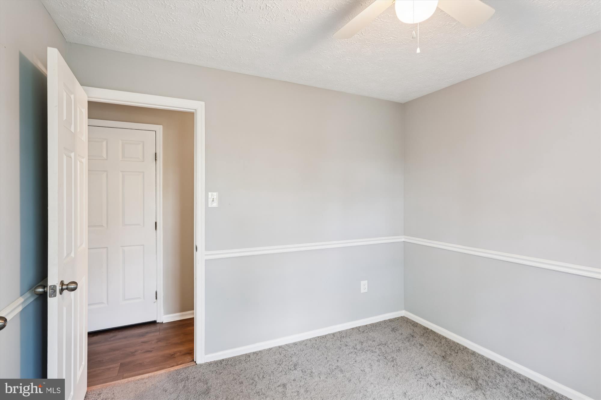 WOODBRIDGE CENTER - Residential