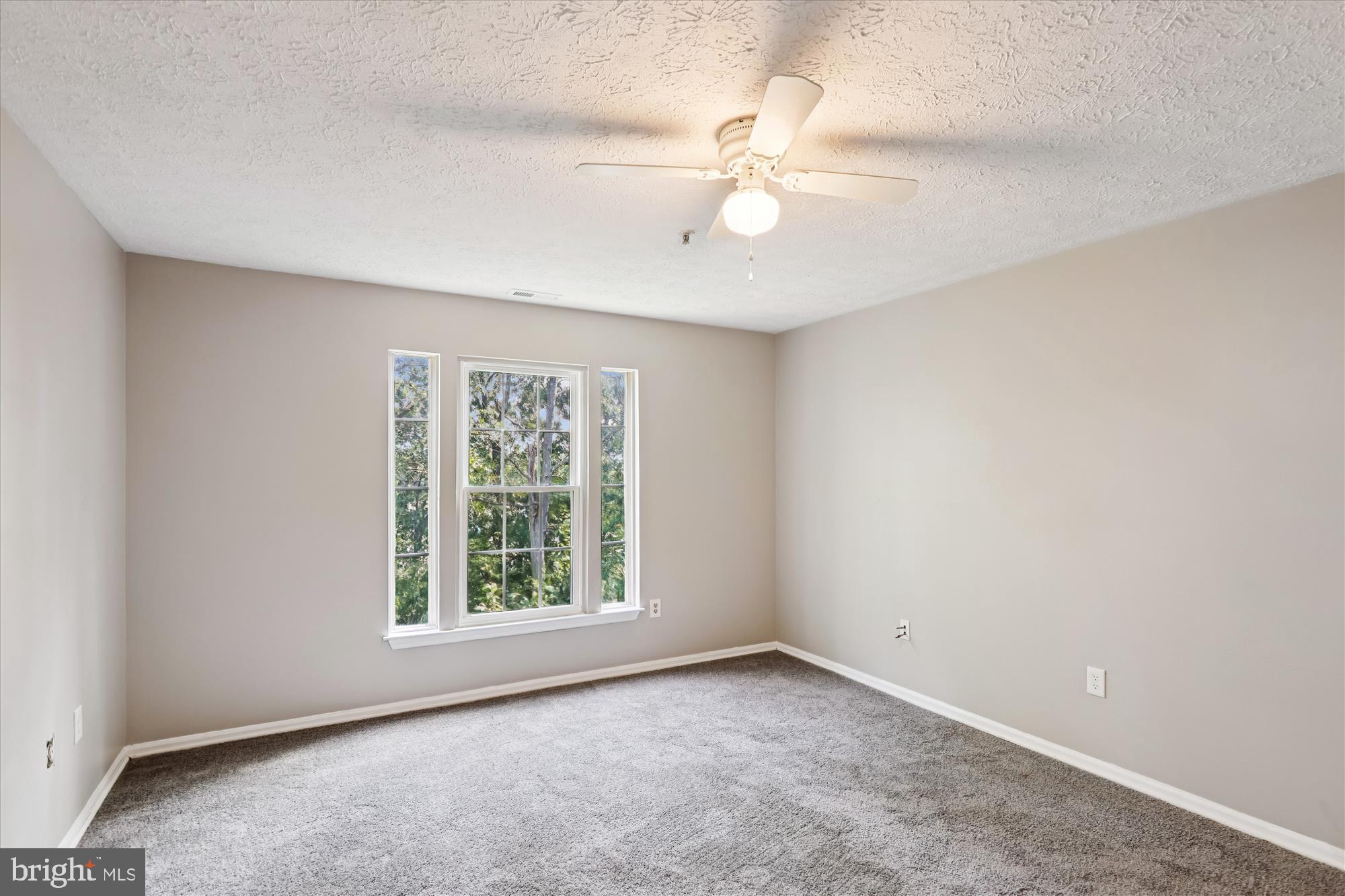 WOODBRIDGE CENTER - Residential