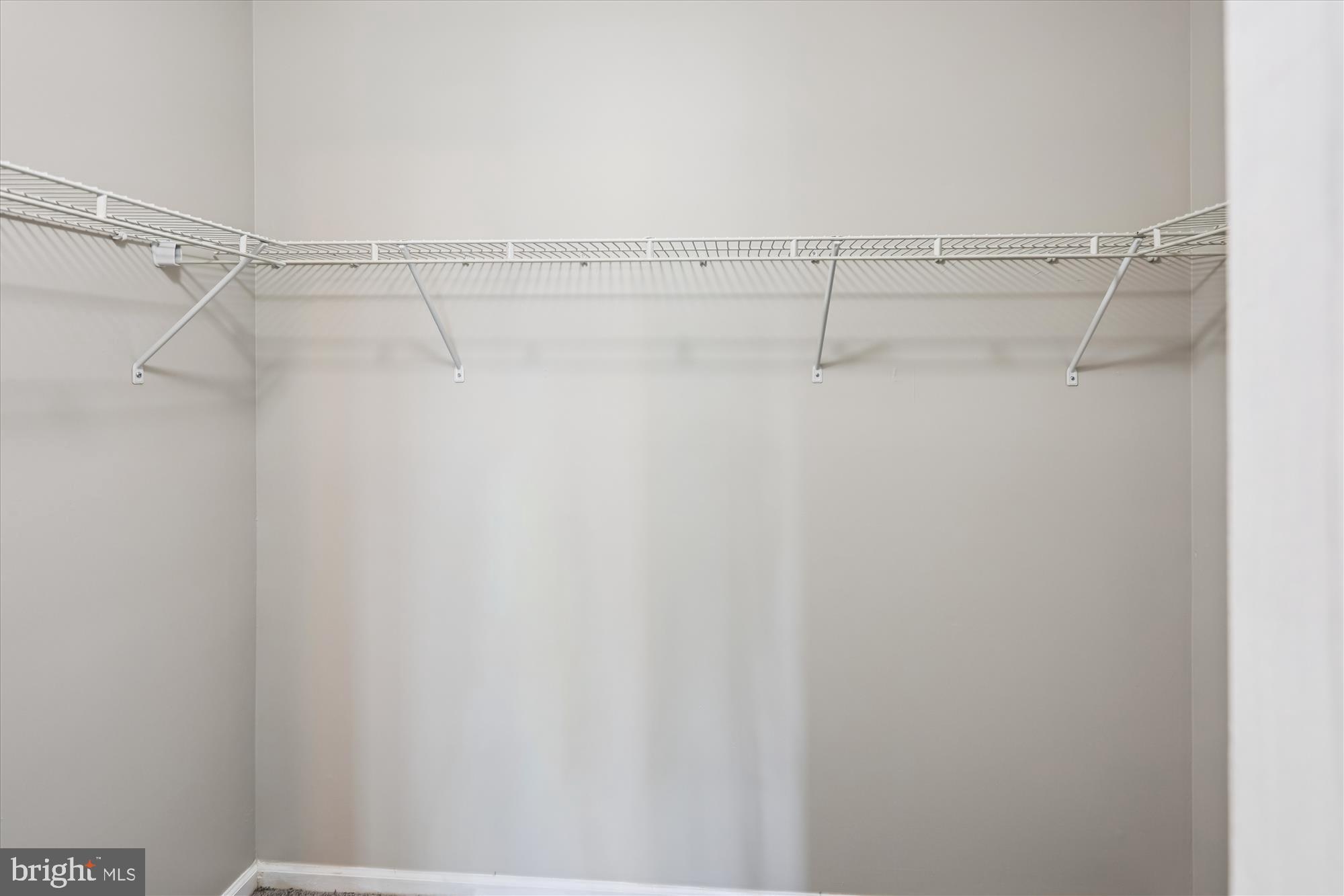 WOODBRIDGE CENTER - Residential