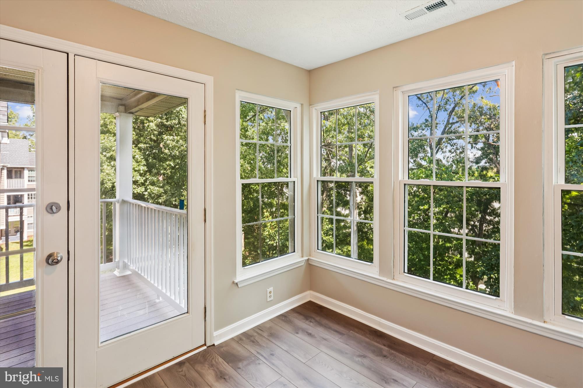 WOODBRIDGE CENTER - Residential